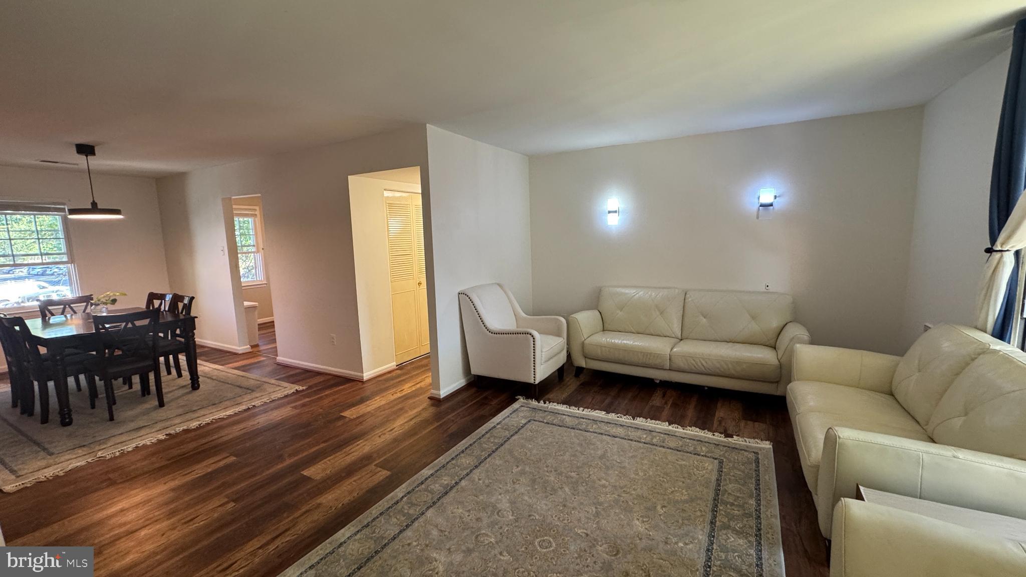 POTOMAC OAKS - Residential