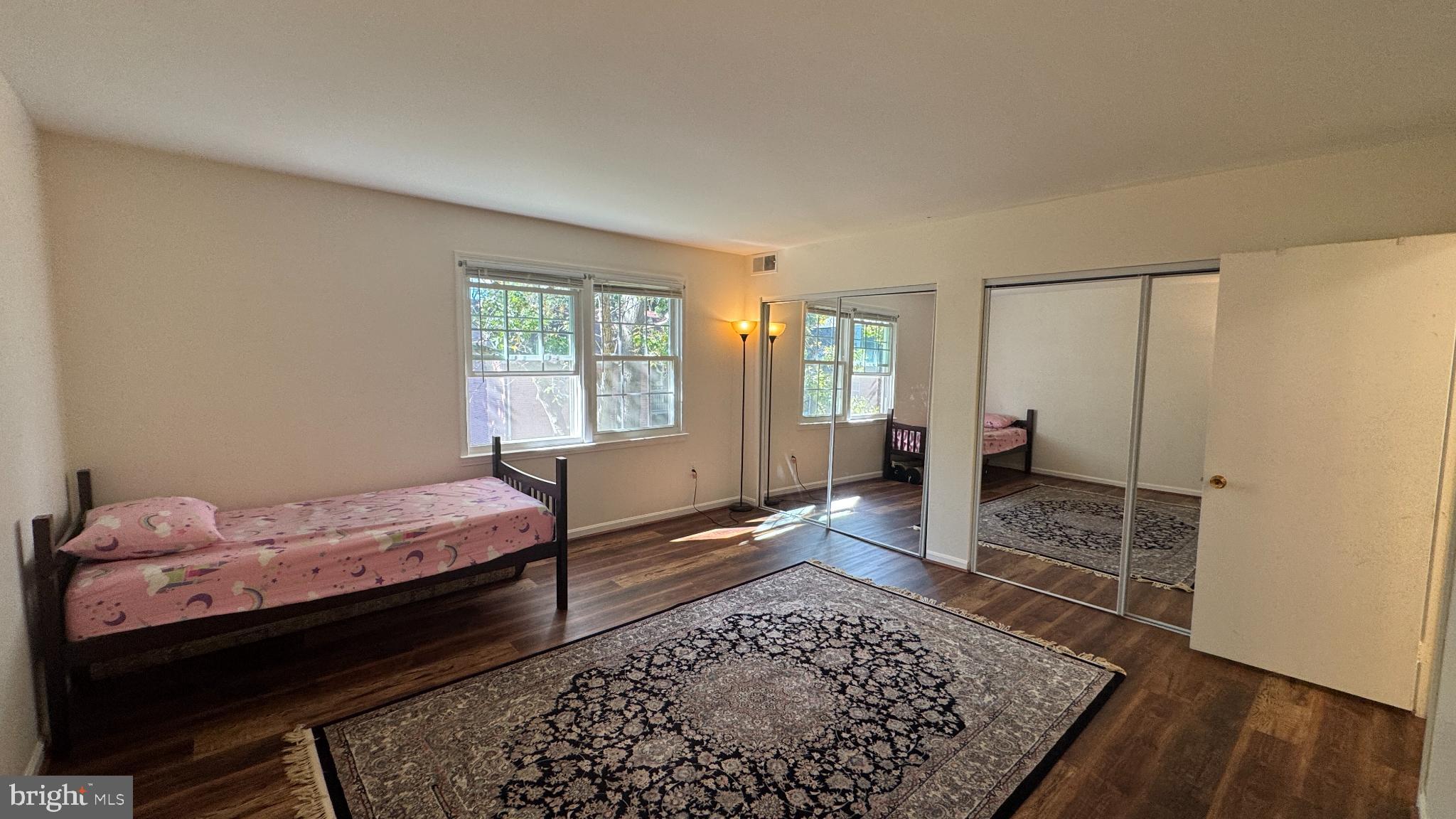 POTOMAC OAKS - Residential