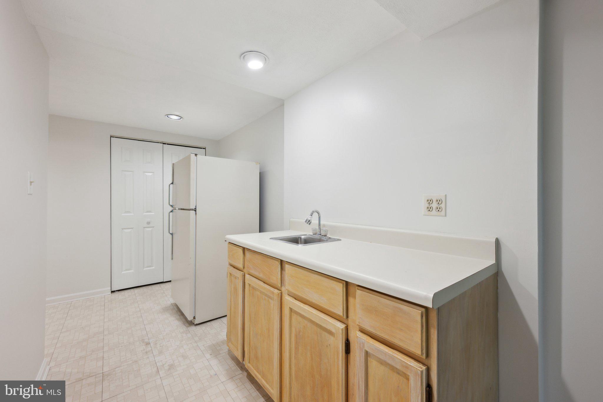 LONGMEAD - Residential