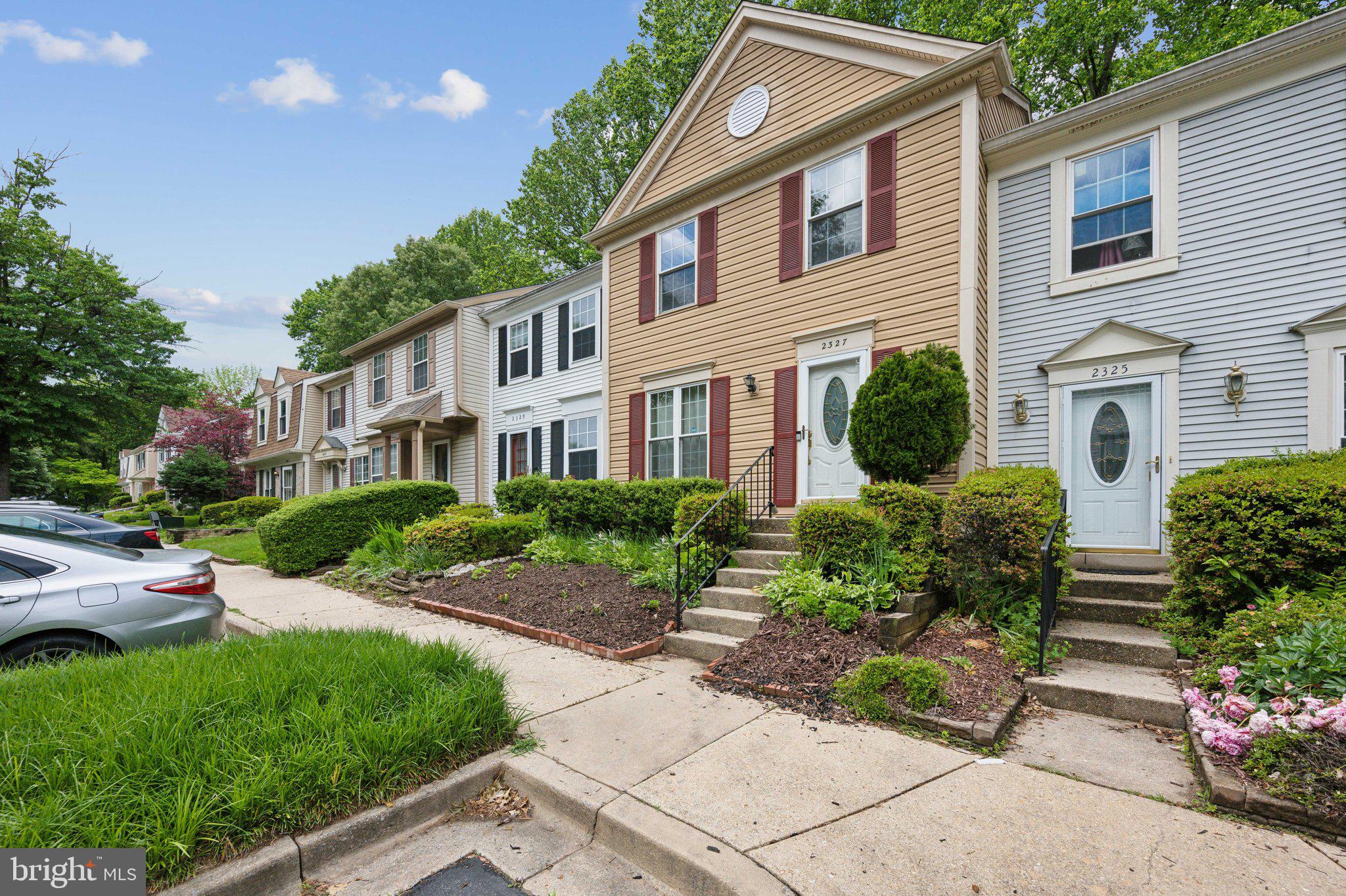LONGMEAD - Residential
