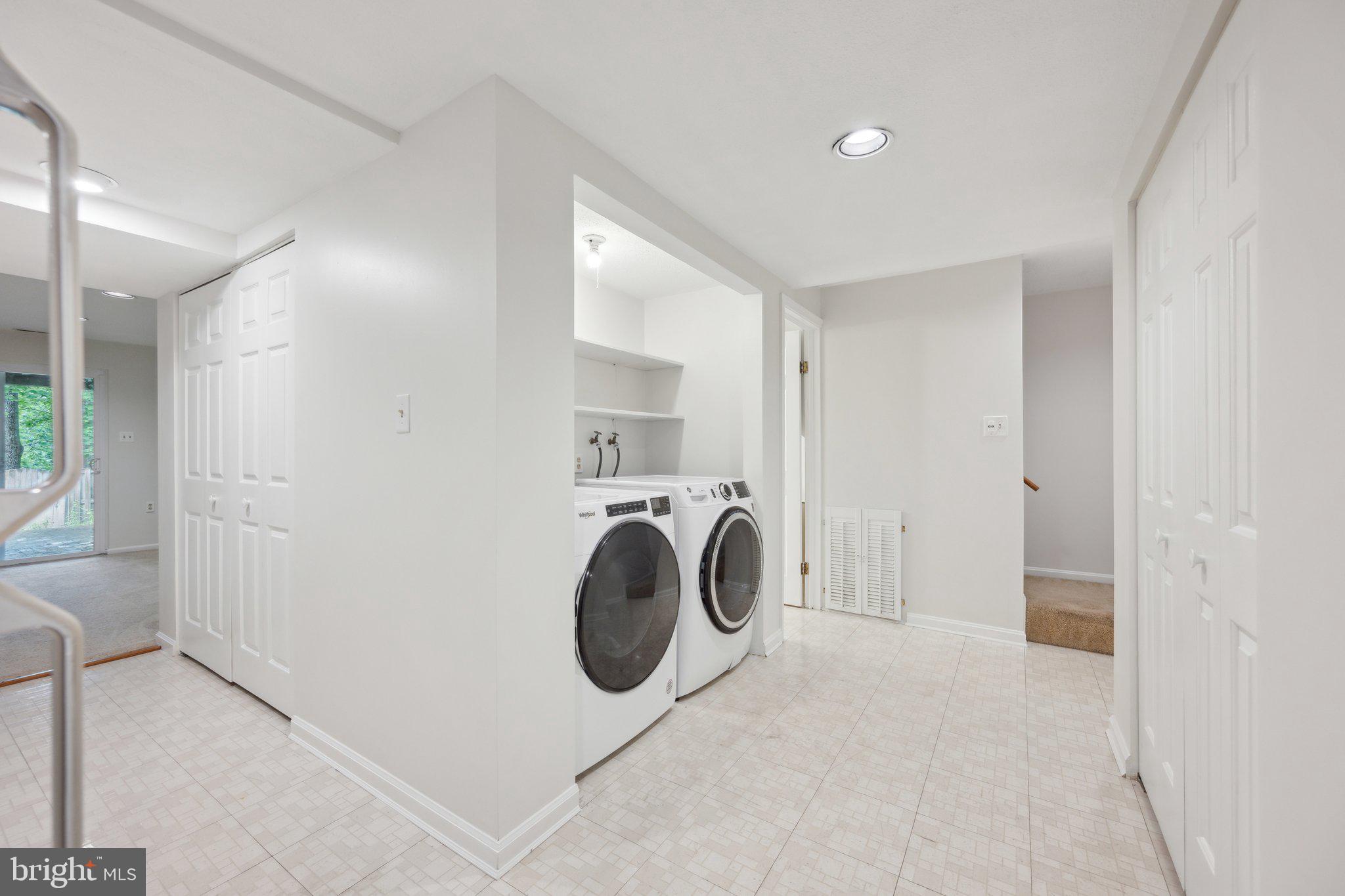 LONGMEAD - Residential