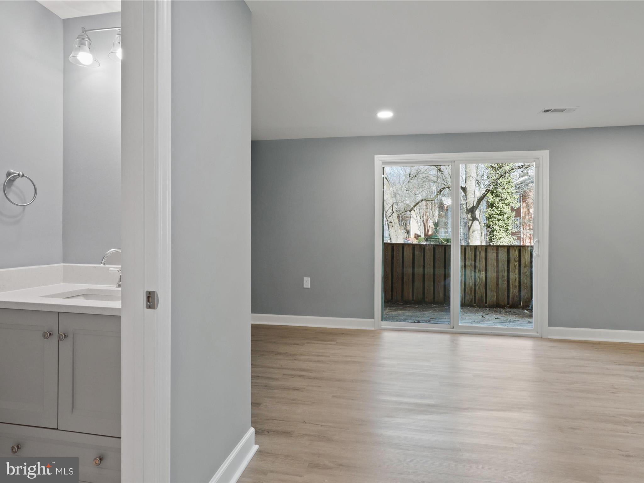 GEORGETOWN PARK - Residential