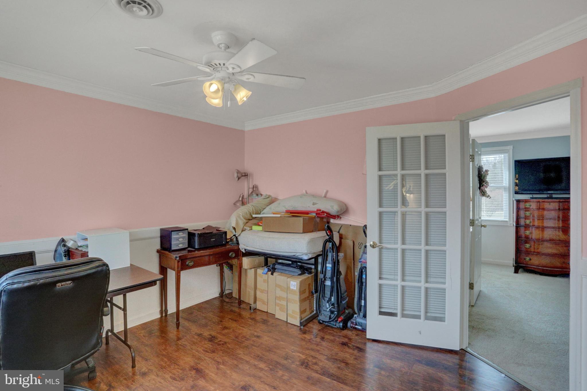 STREAMWOOD - Residential