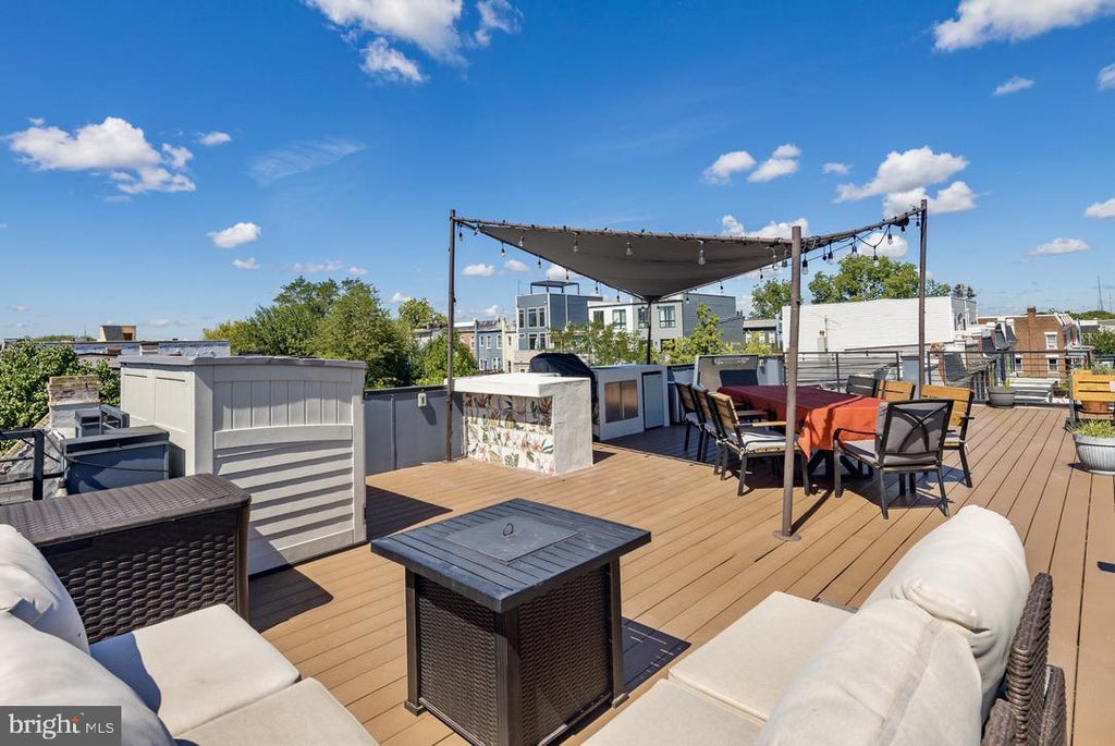 Photo of 433 Park Road NW #2, WASHINGTON, DC 20010 (MLS # DCDC2282402)