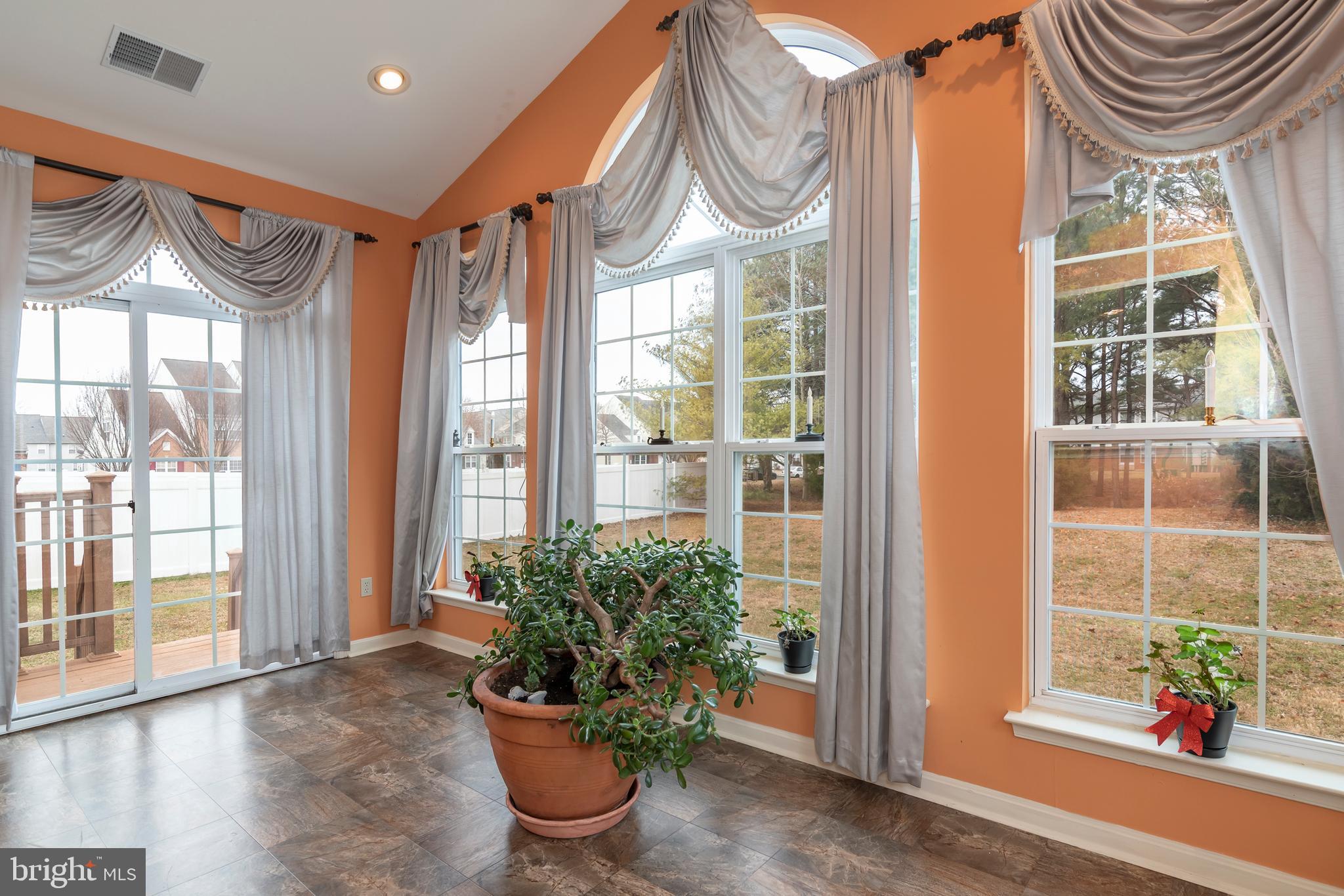 PATRIOT SQUARE - Residential