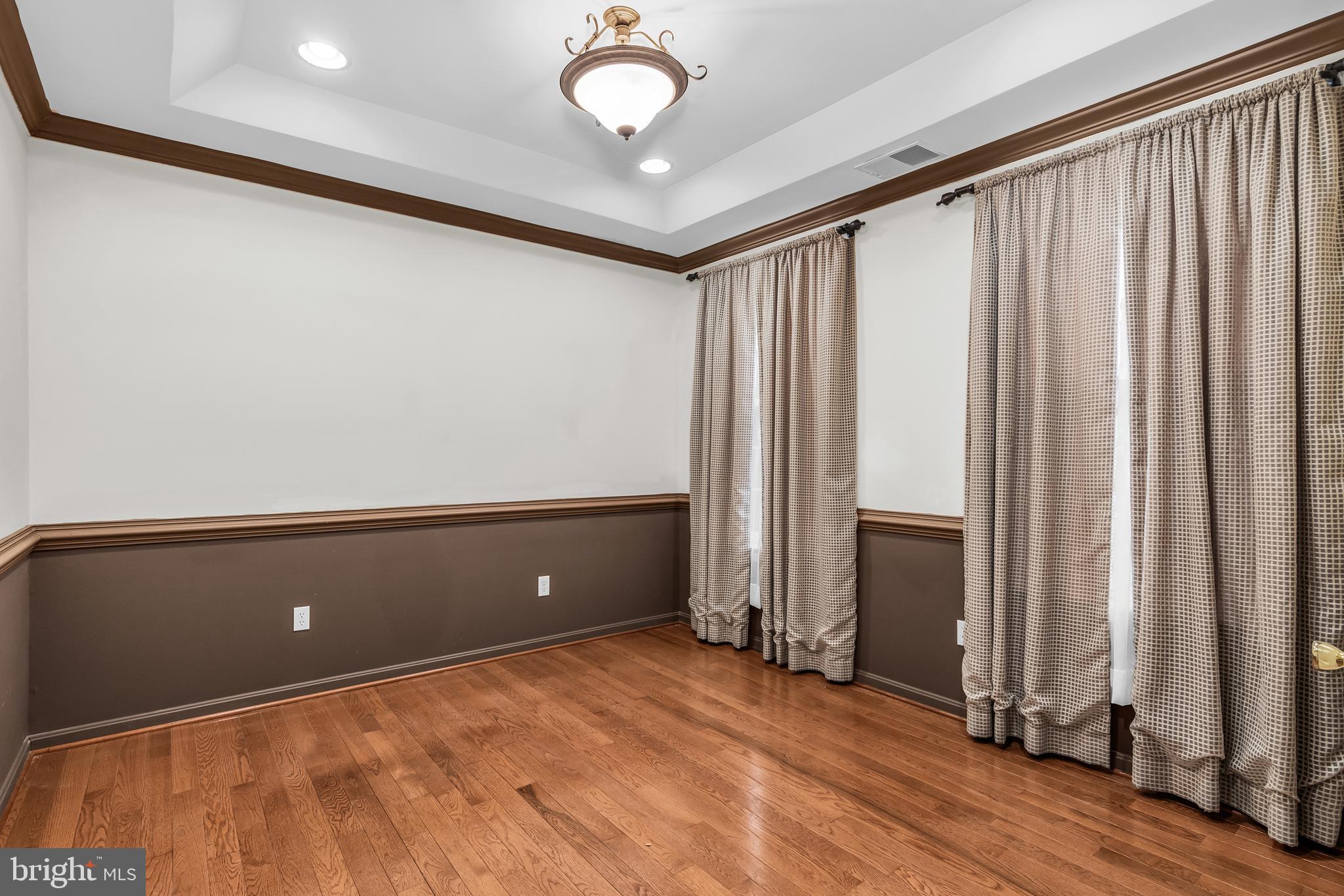 PATRIOT SQUARE - Residential