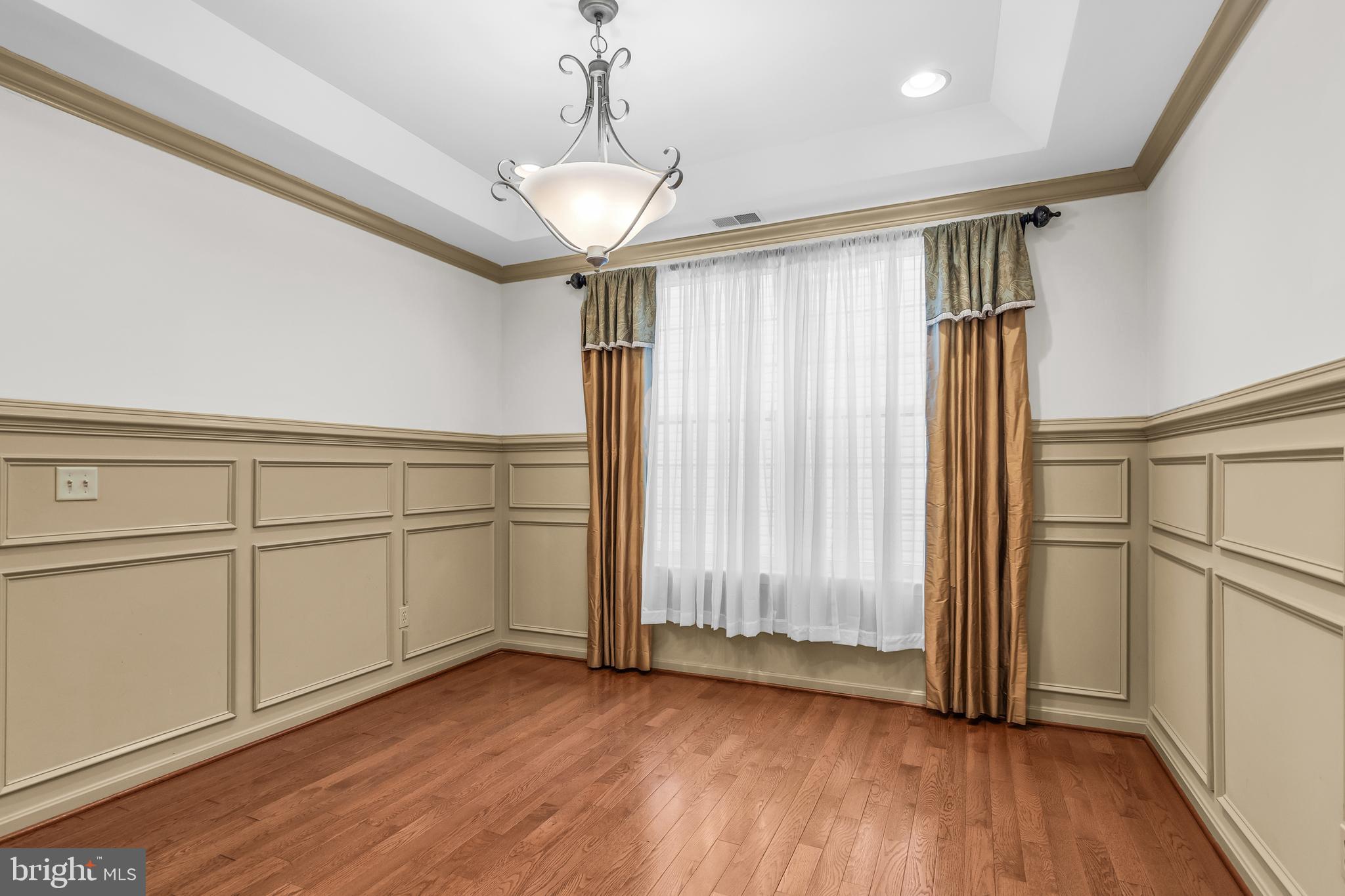 PATRIOT SQUARE - Residential