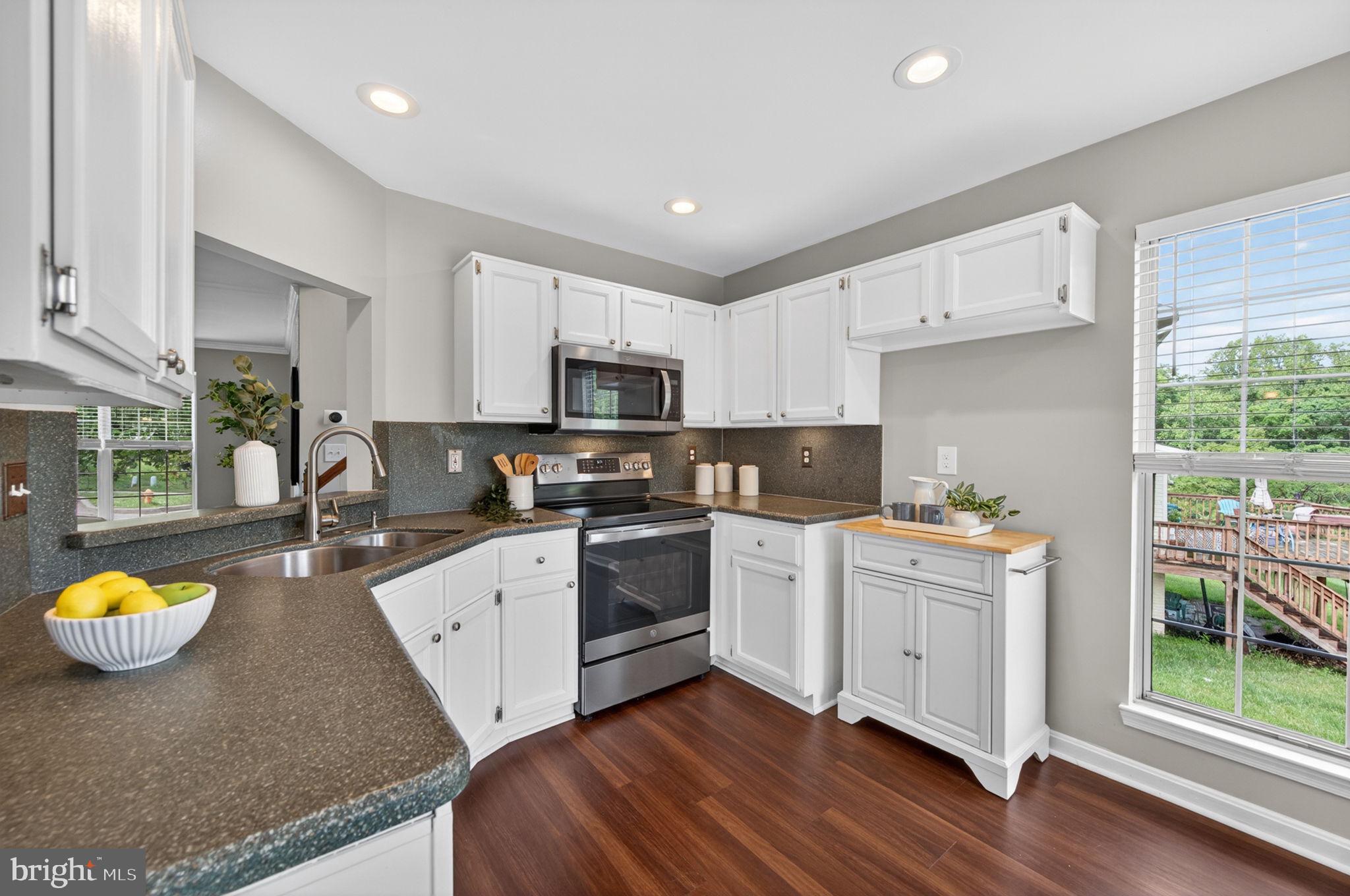 SILVER HILL FARM - Residential