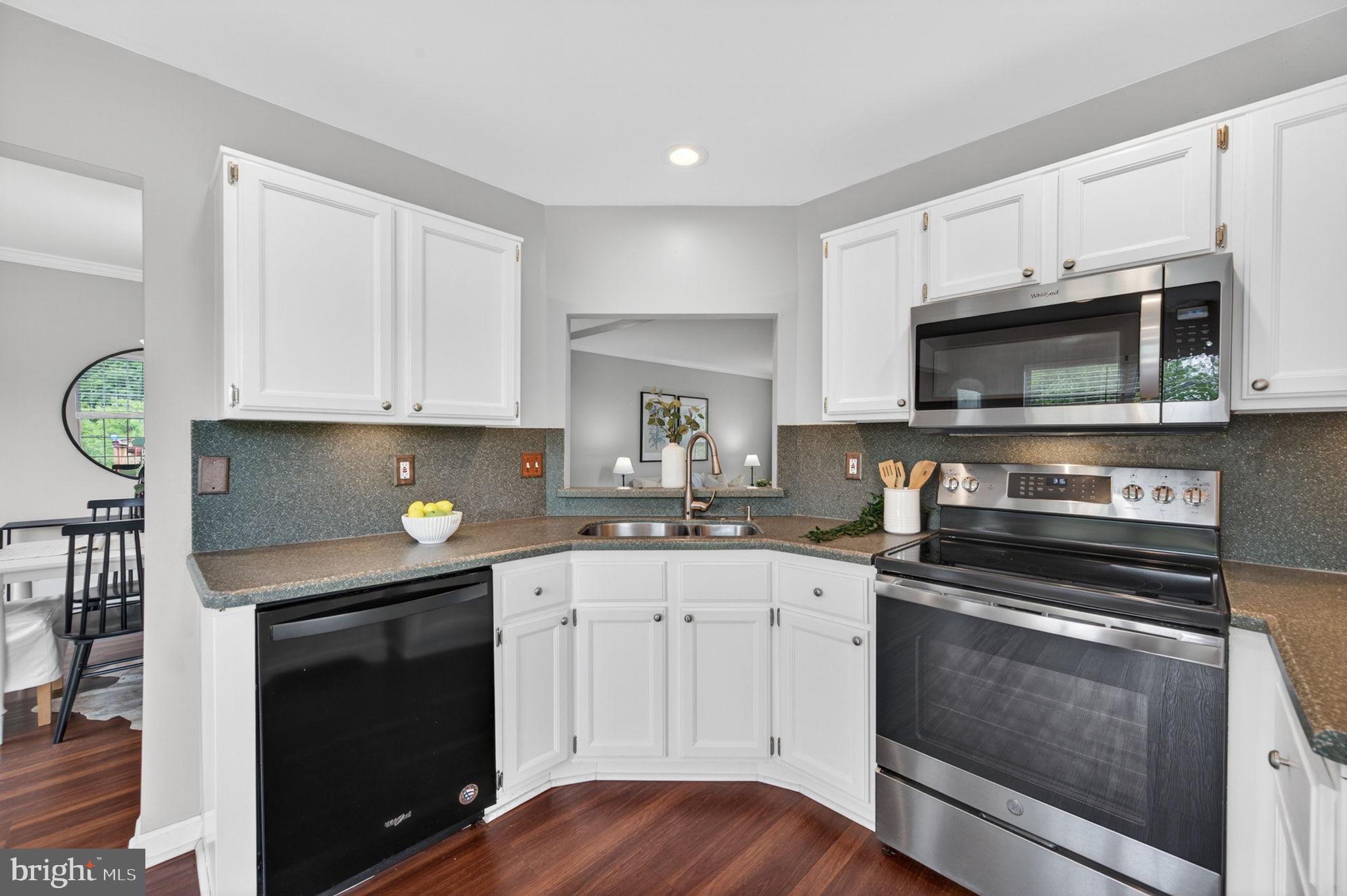 SILVER HILL FARM - Residential
