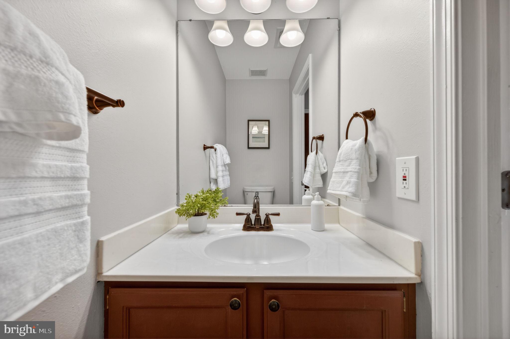 SILVER HILL FARM - Residential