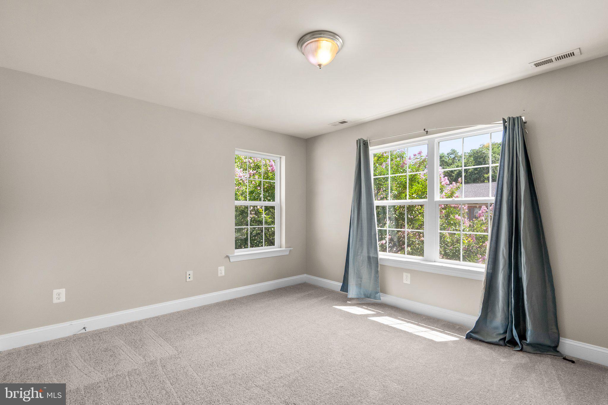 NORTH POINTE SUB - Residential