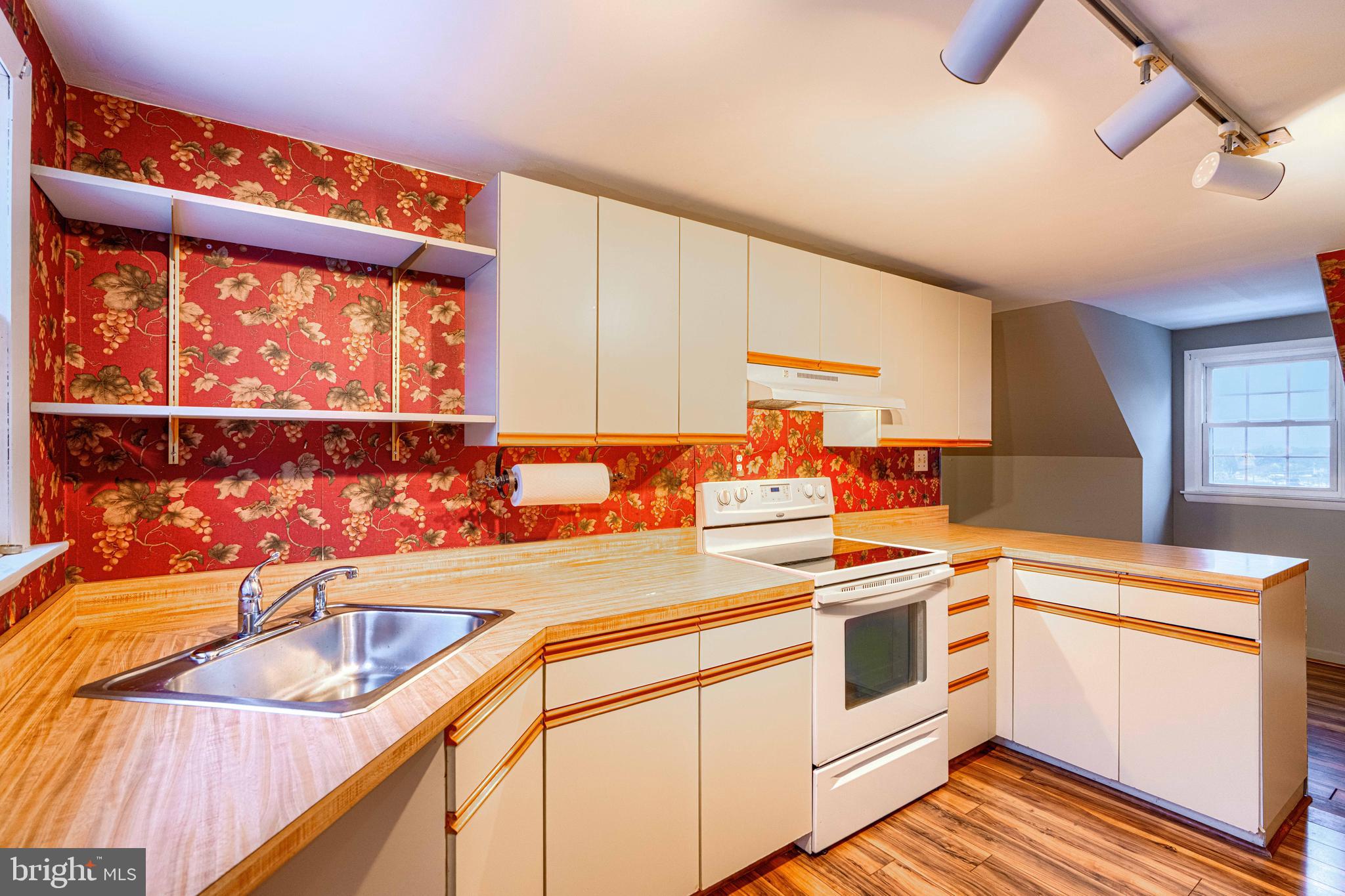 JARRETTSVILLE - Residential