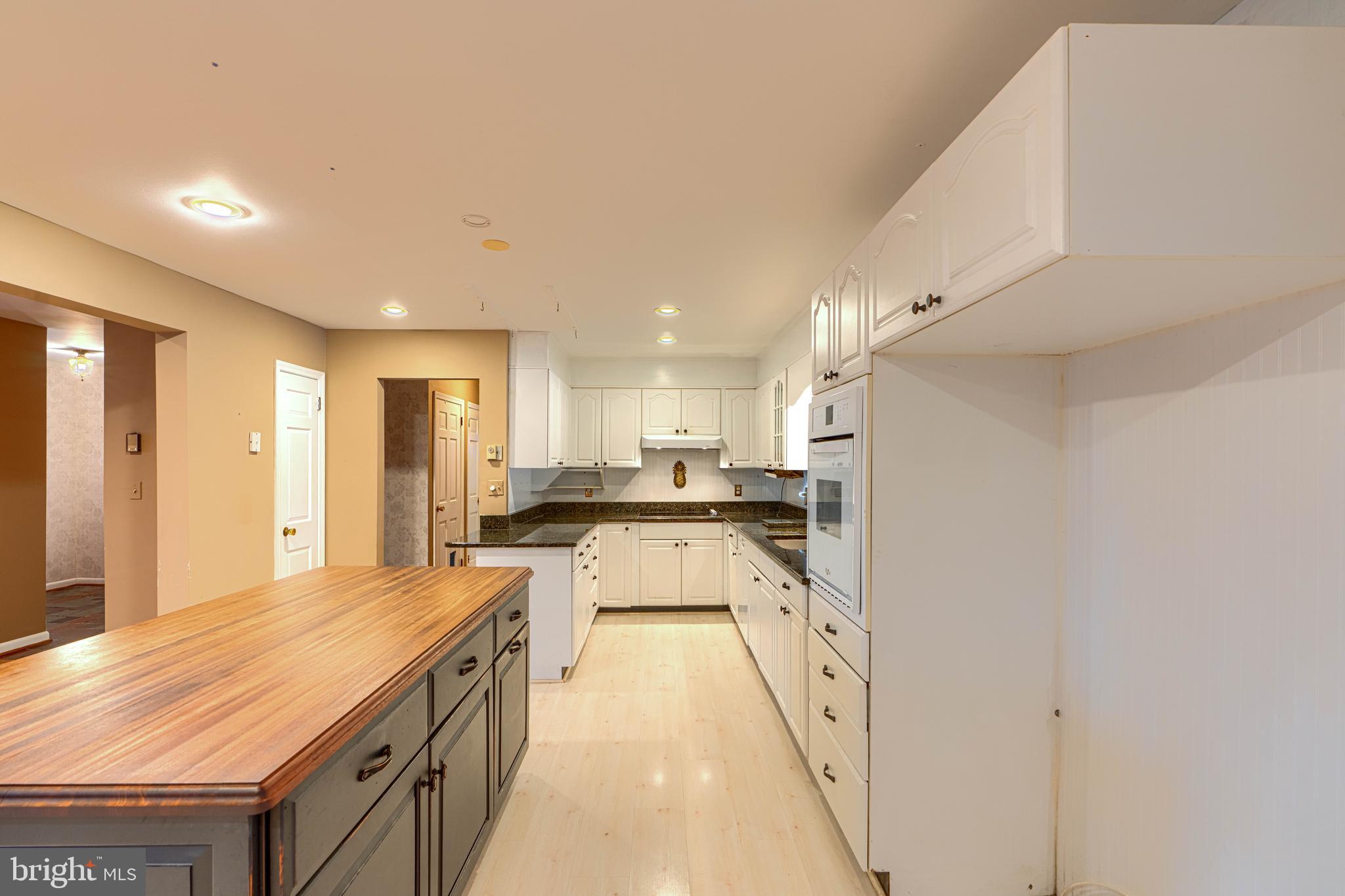 JARRETTSVILLE - Residential