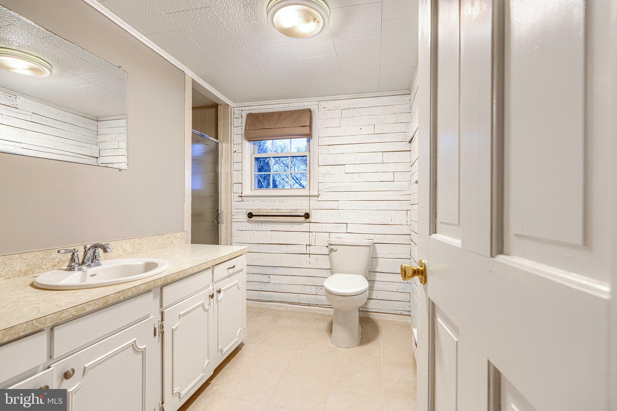 JARRETTSVILLE - Residential