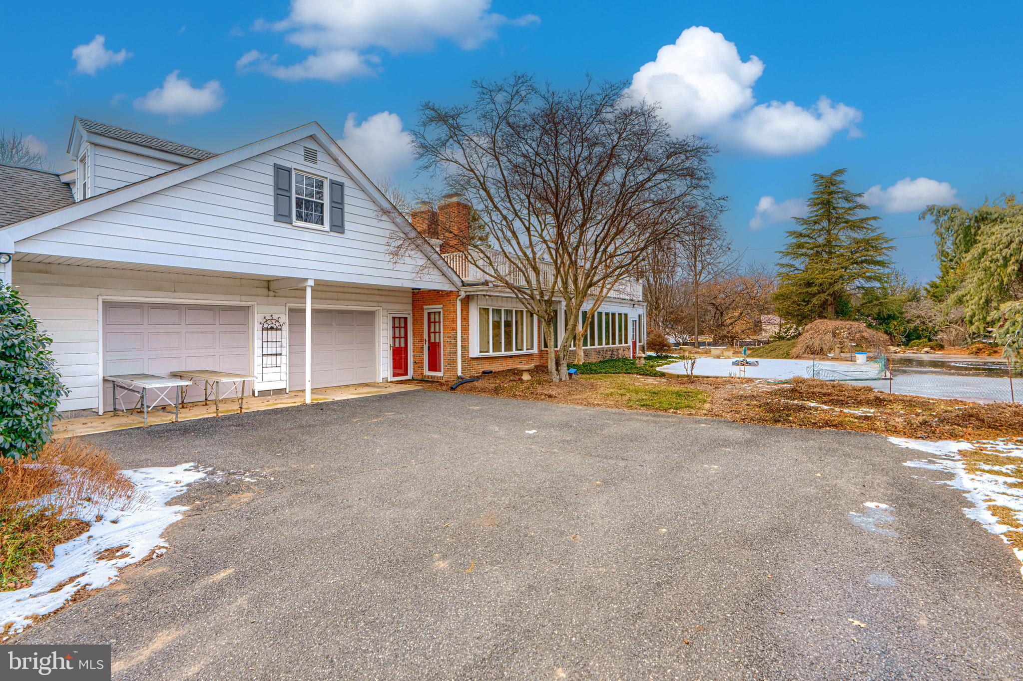 JARRETTSVILLE - Residential