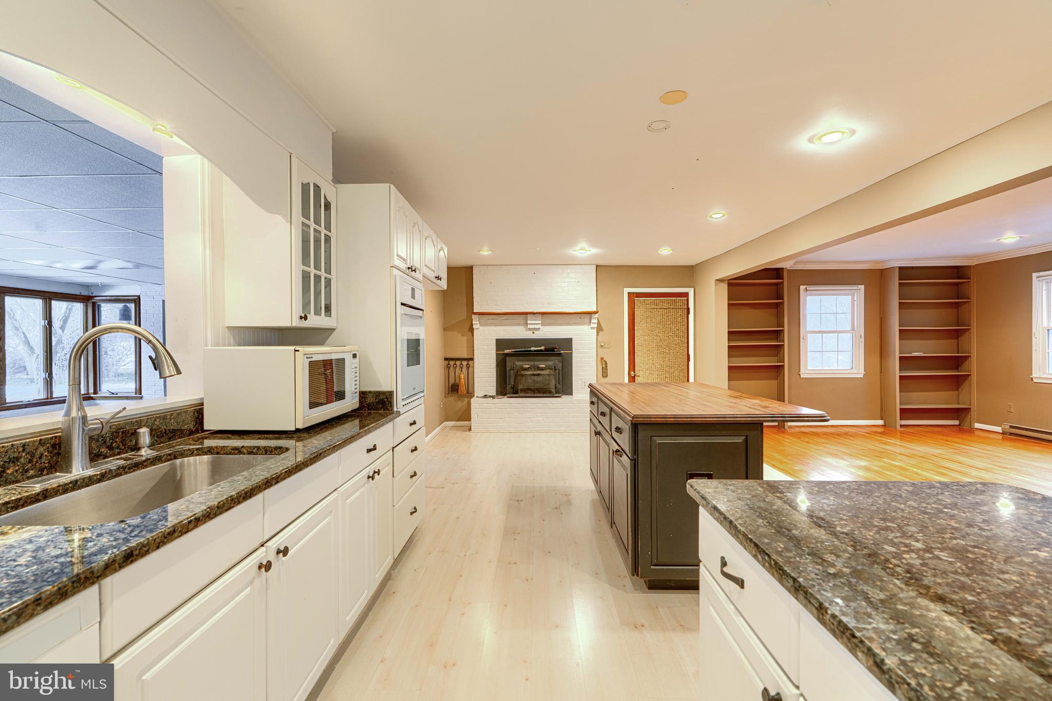 JARRETTSVILLE - Residential