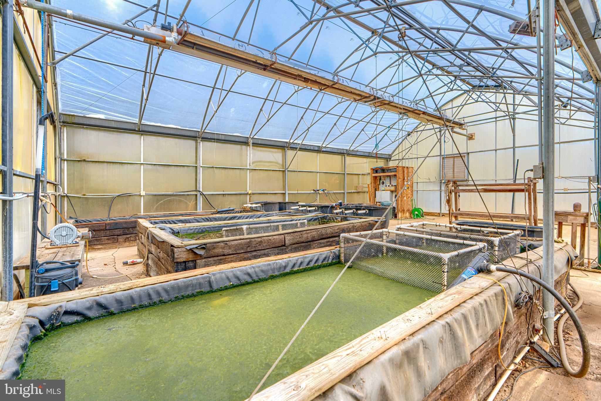 JARRETTSVILLE - Residential