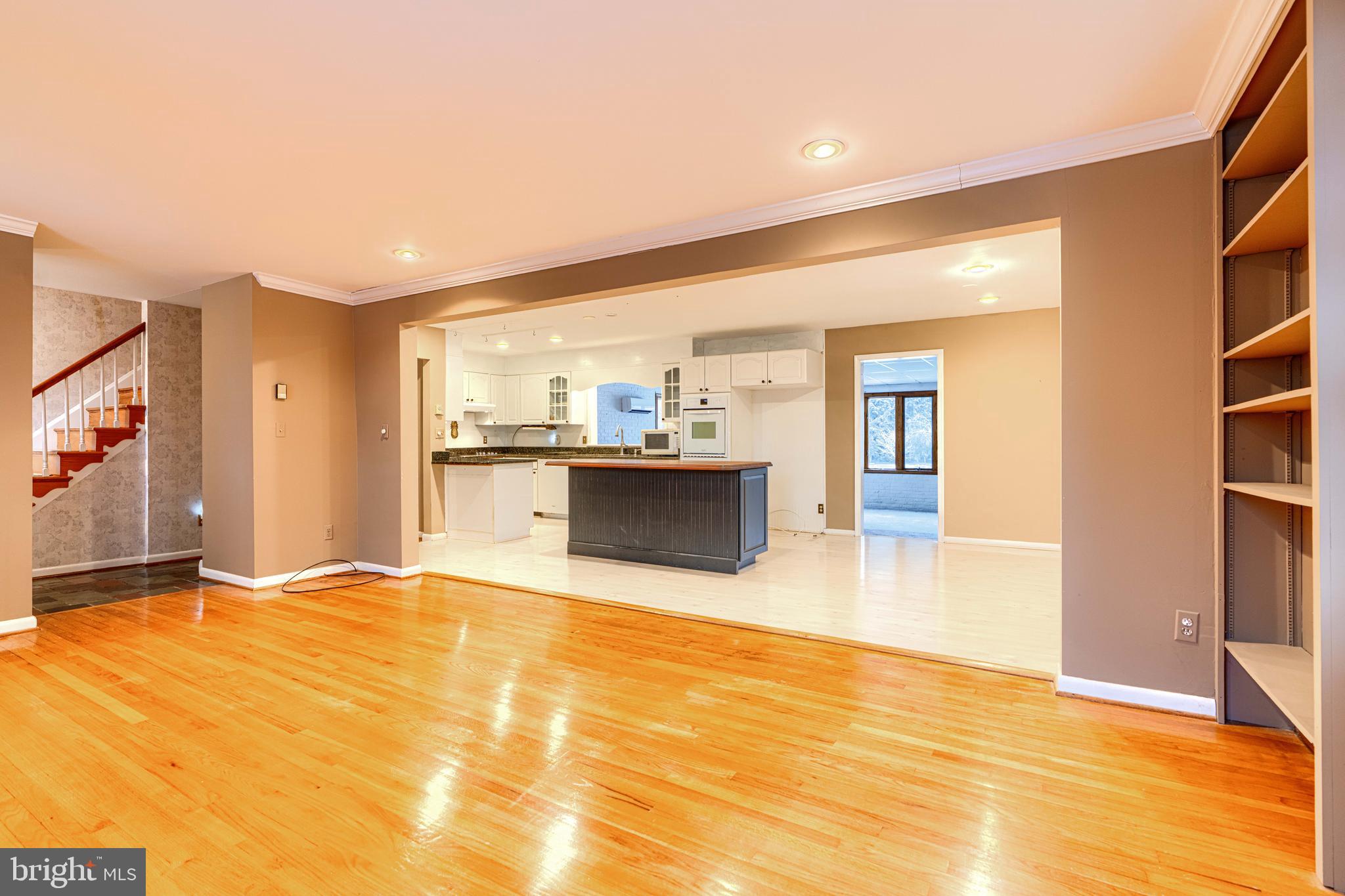 JARRETTSVILLE - Residential