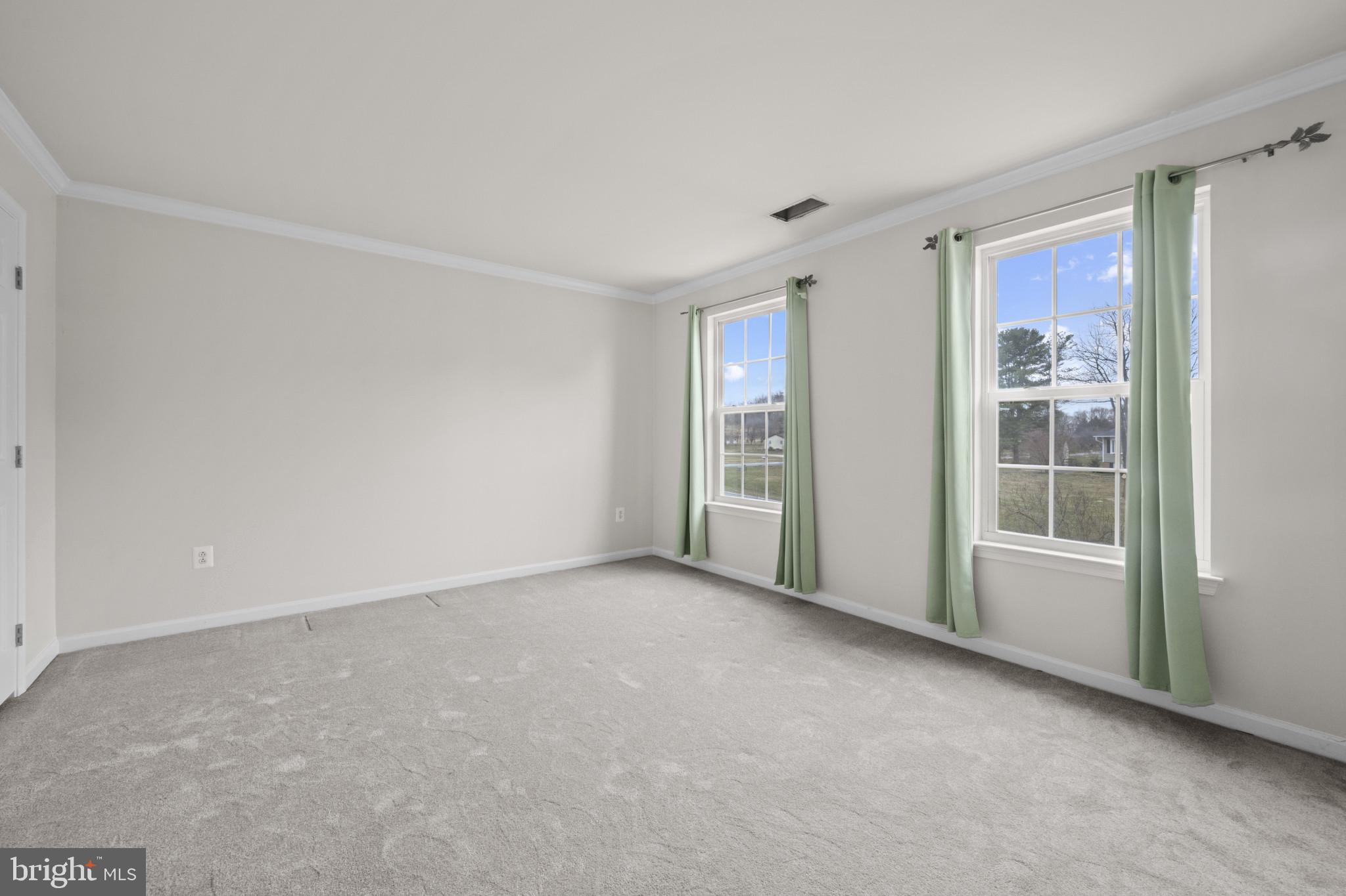 ADAMSTOWN COMMONS - Residential