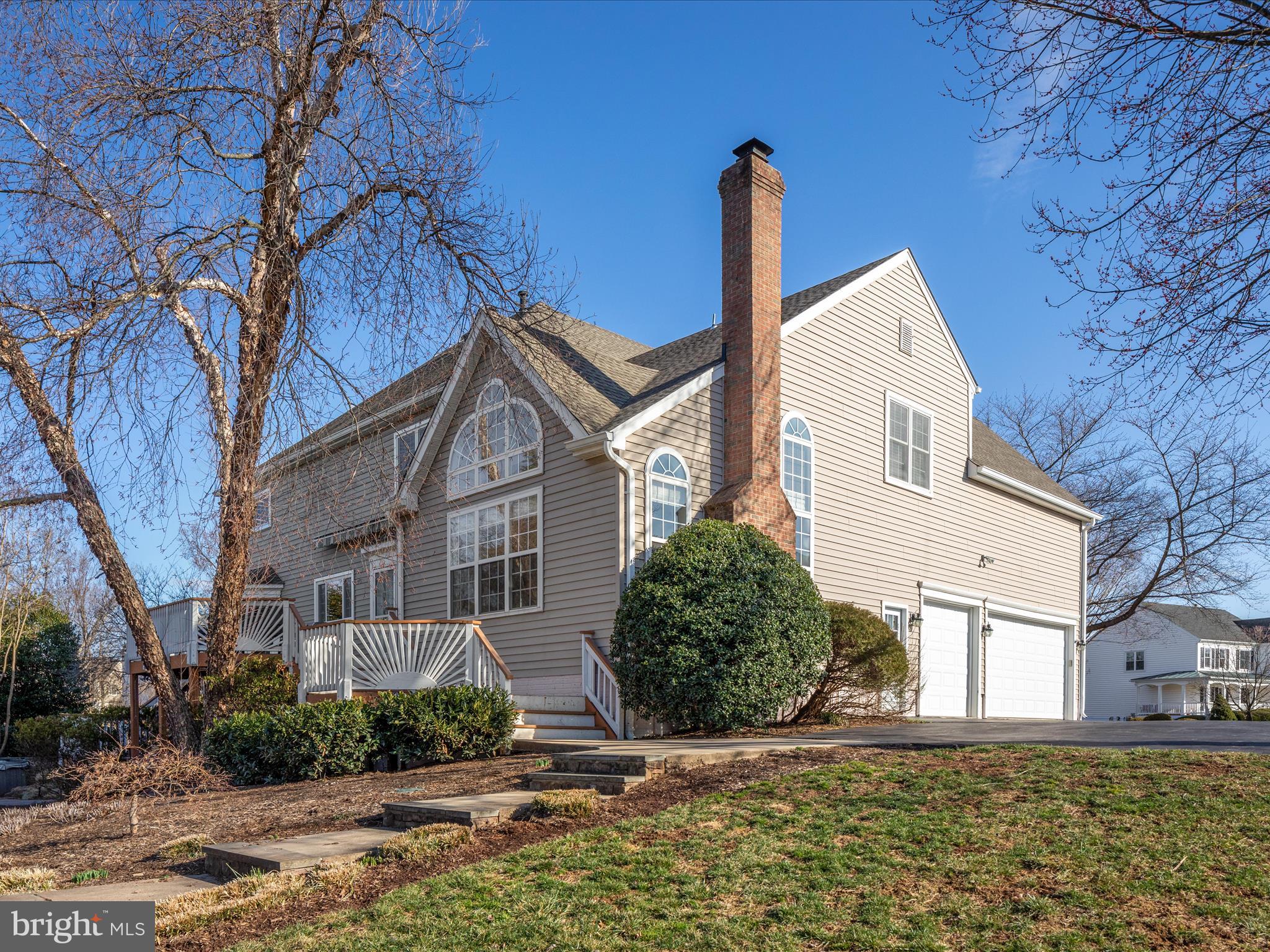 CAMERON CHASE - Residential