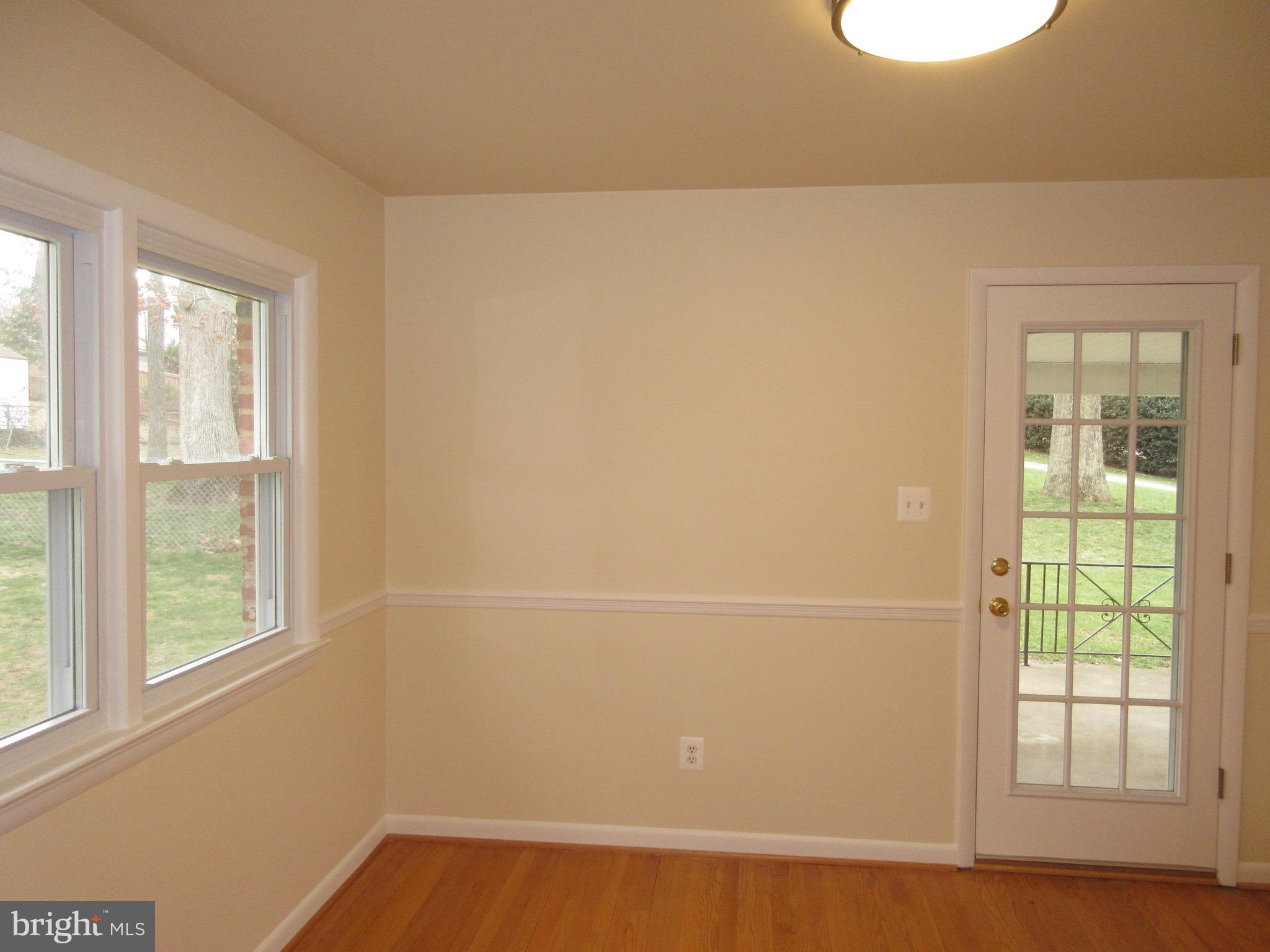 HICKORY KNOLL - Residential Lease