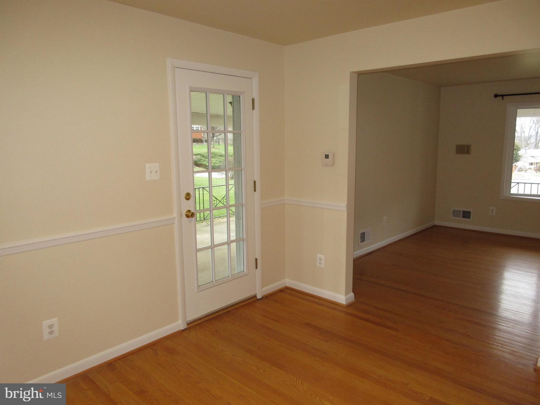 HICKORY KNOLL - Residential Lease