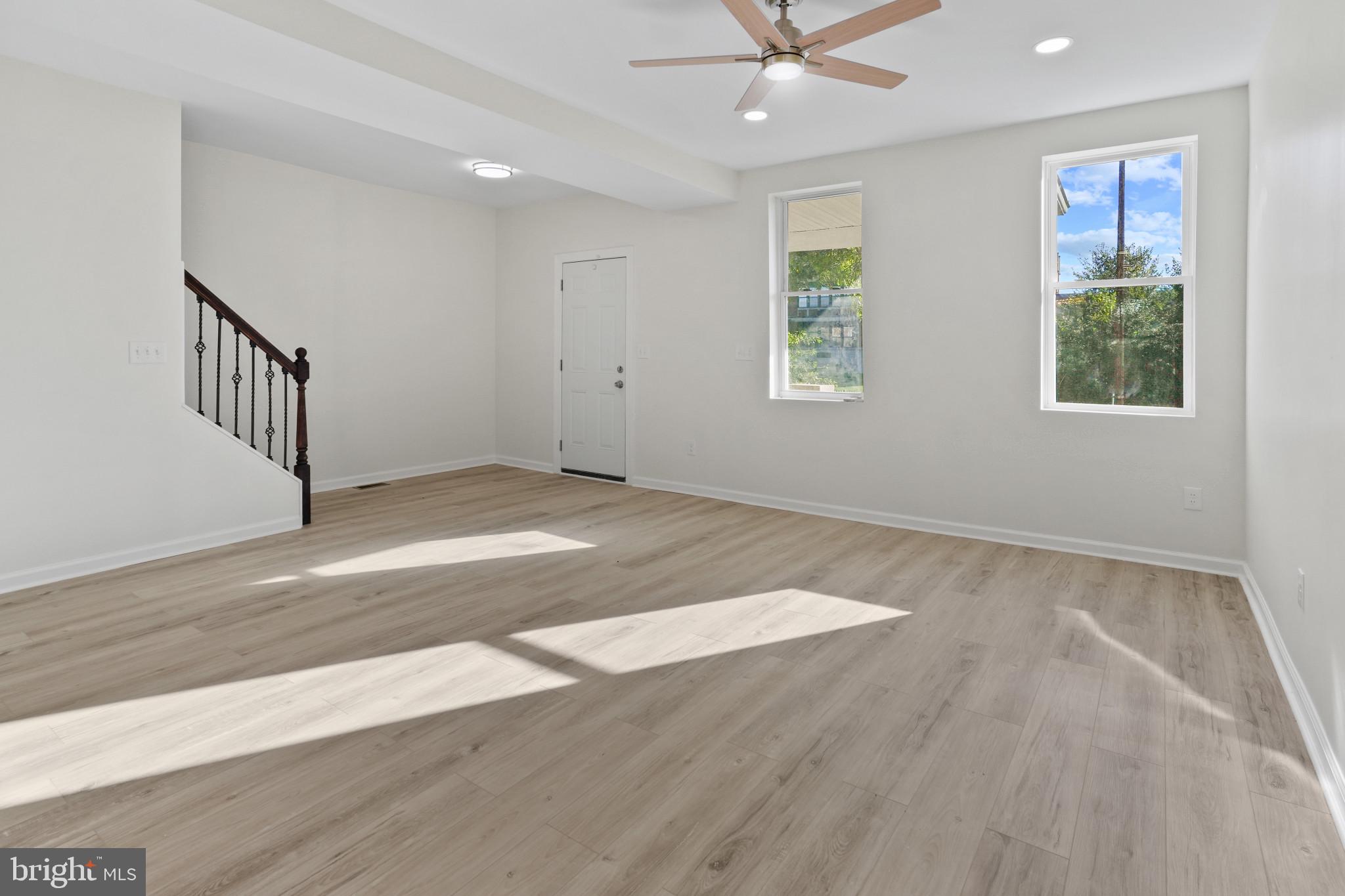 ASHLAND MEWS - Residential