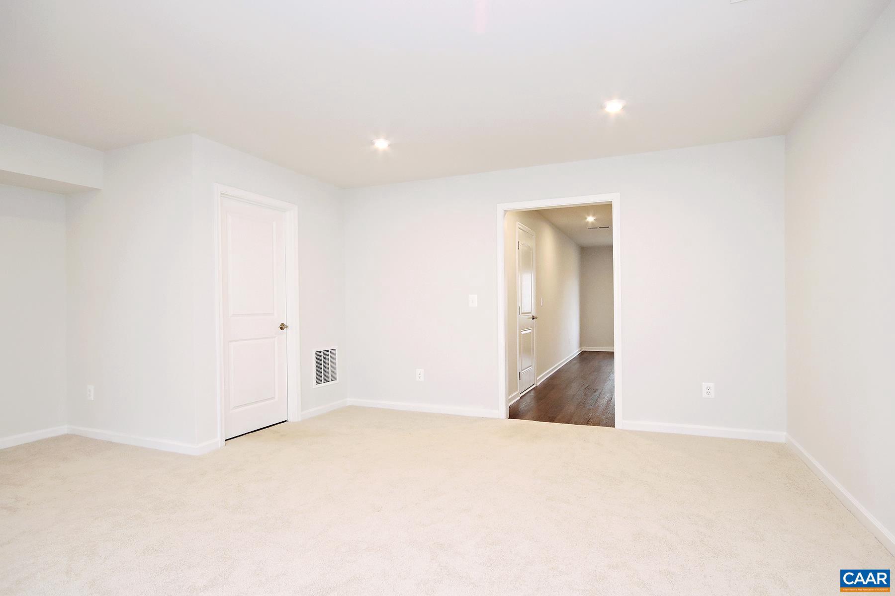 PLEASANT GREEN - Residential Lease