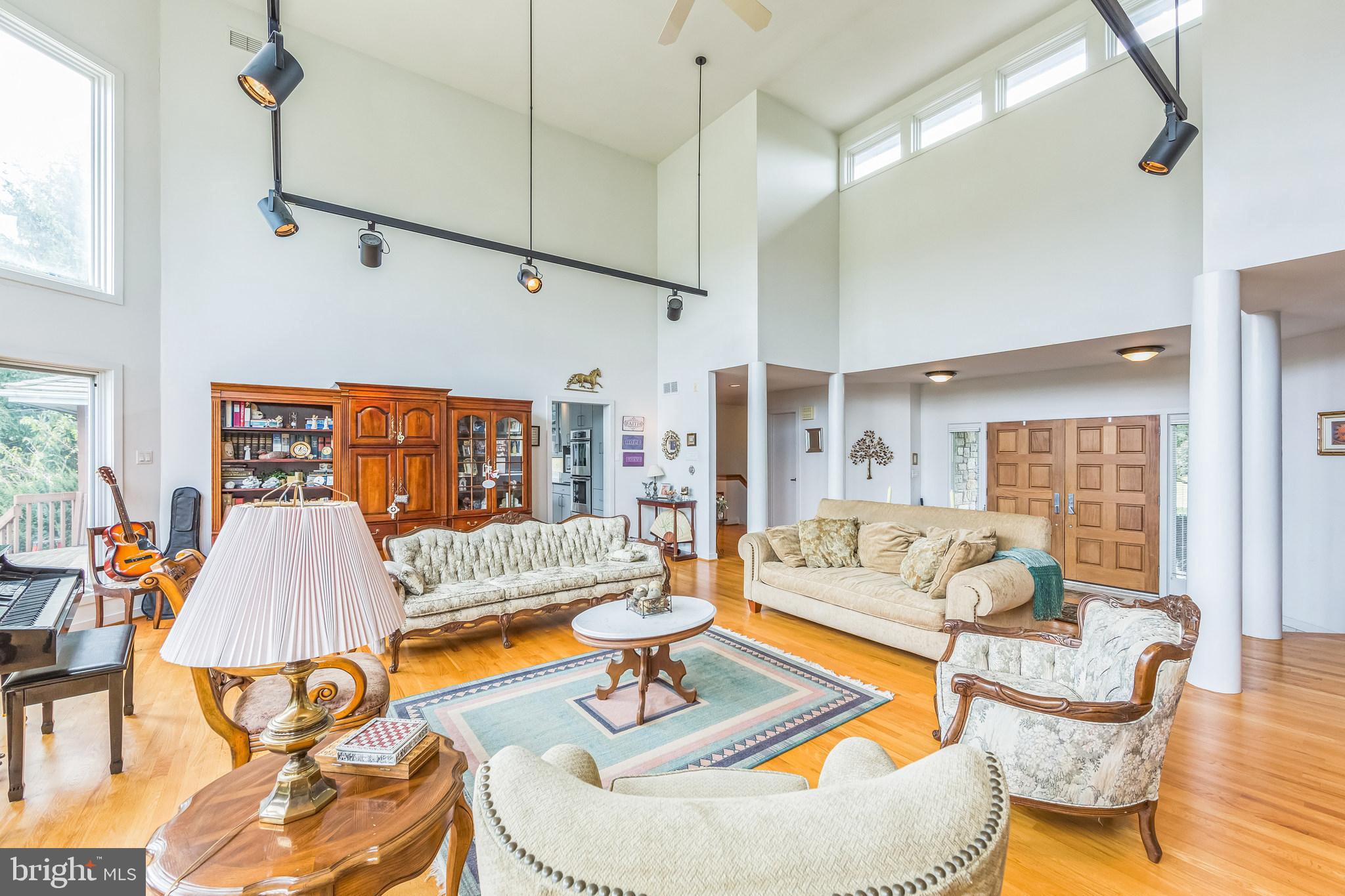 COTSWOLD ESTATES - Residential