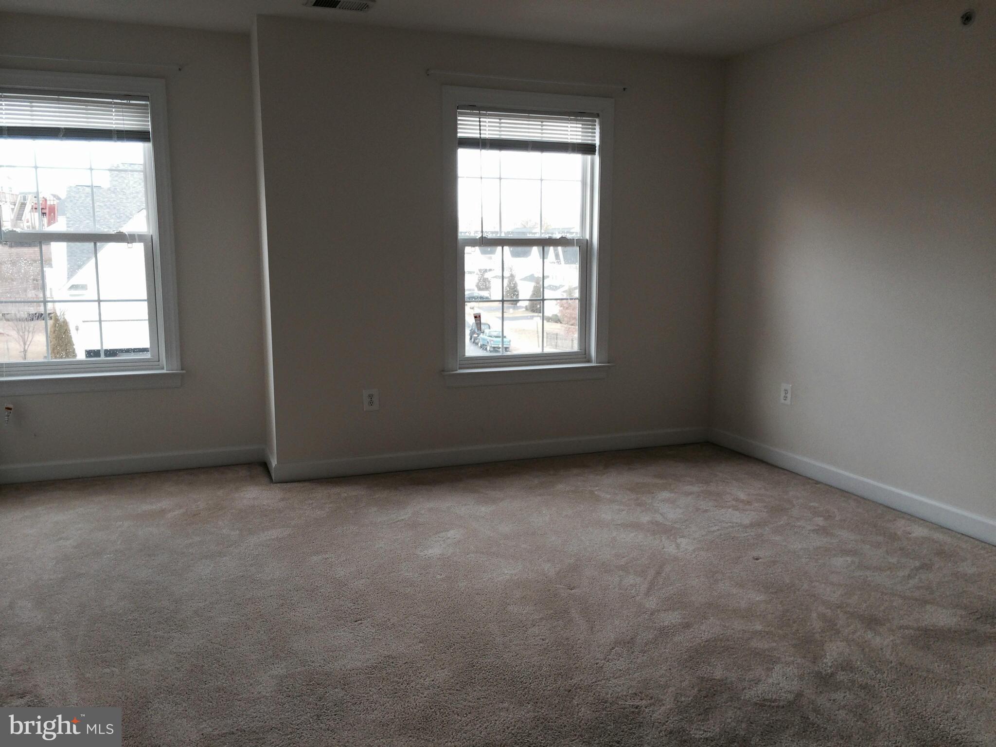 EAGLES POINTE - Residential Lease