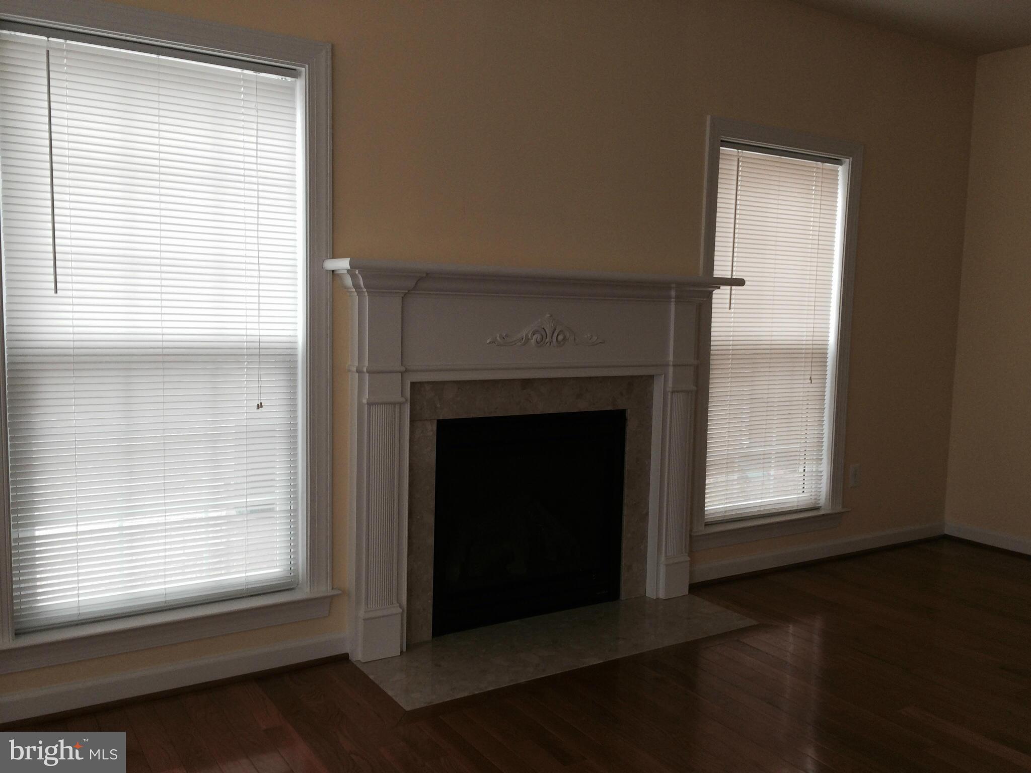 EAGLES POINTE - Residential Lease