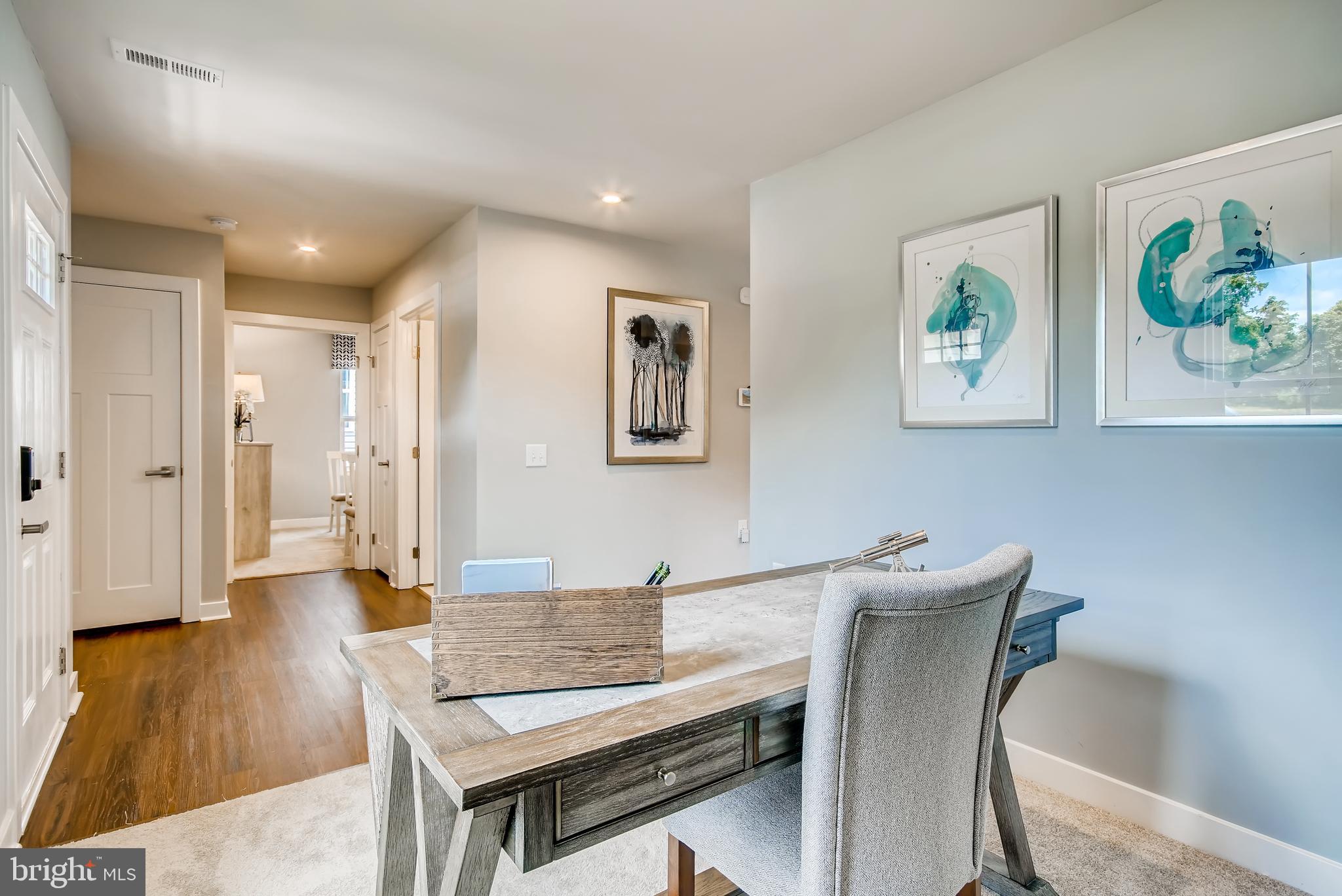 CARDINAL POINTE - Residential