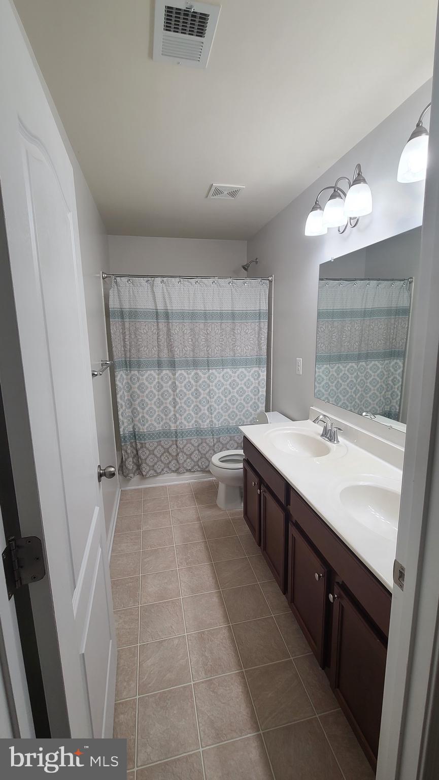 FIELDSTONE FARM - Residential Lease