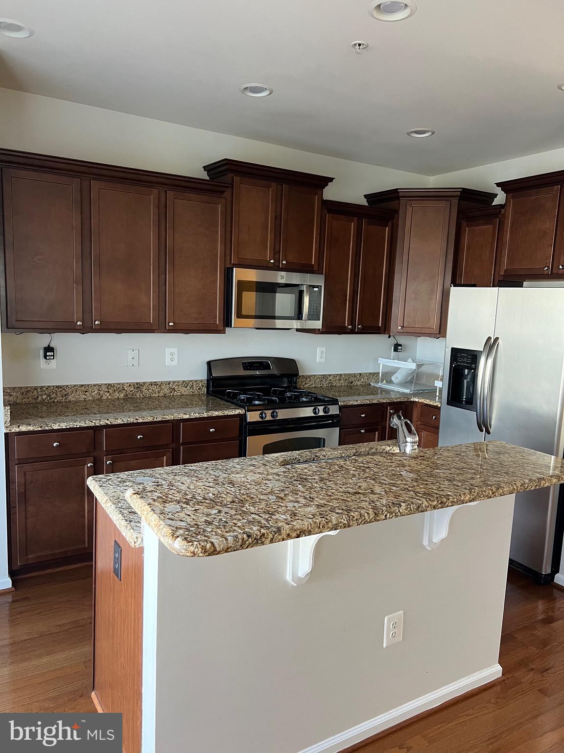 FIELDSTONE FARM - Residential Lease