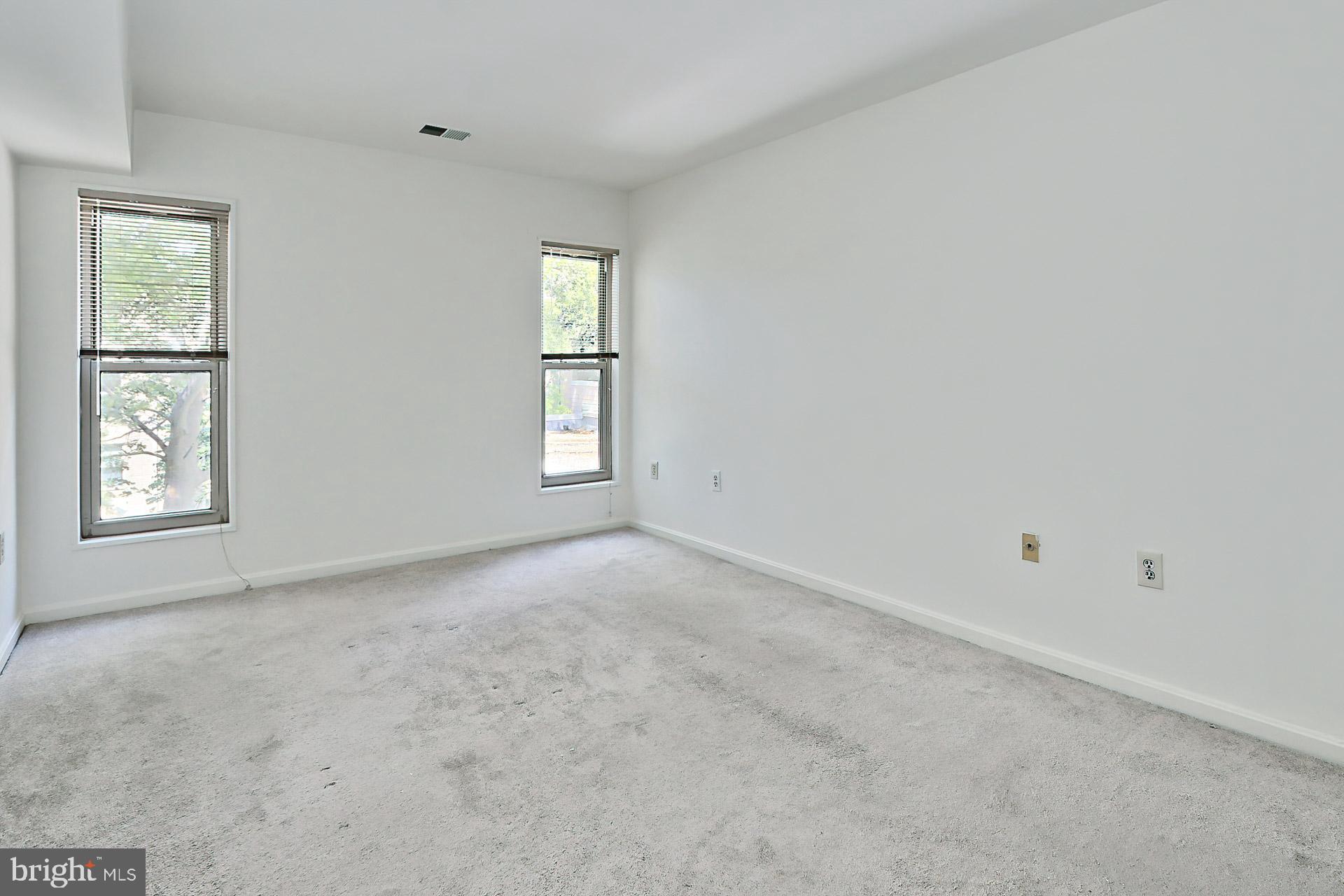 CANTERBURY SQUARE - Residential