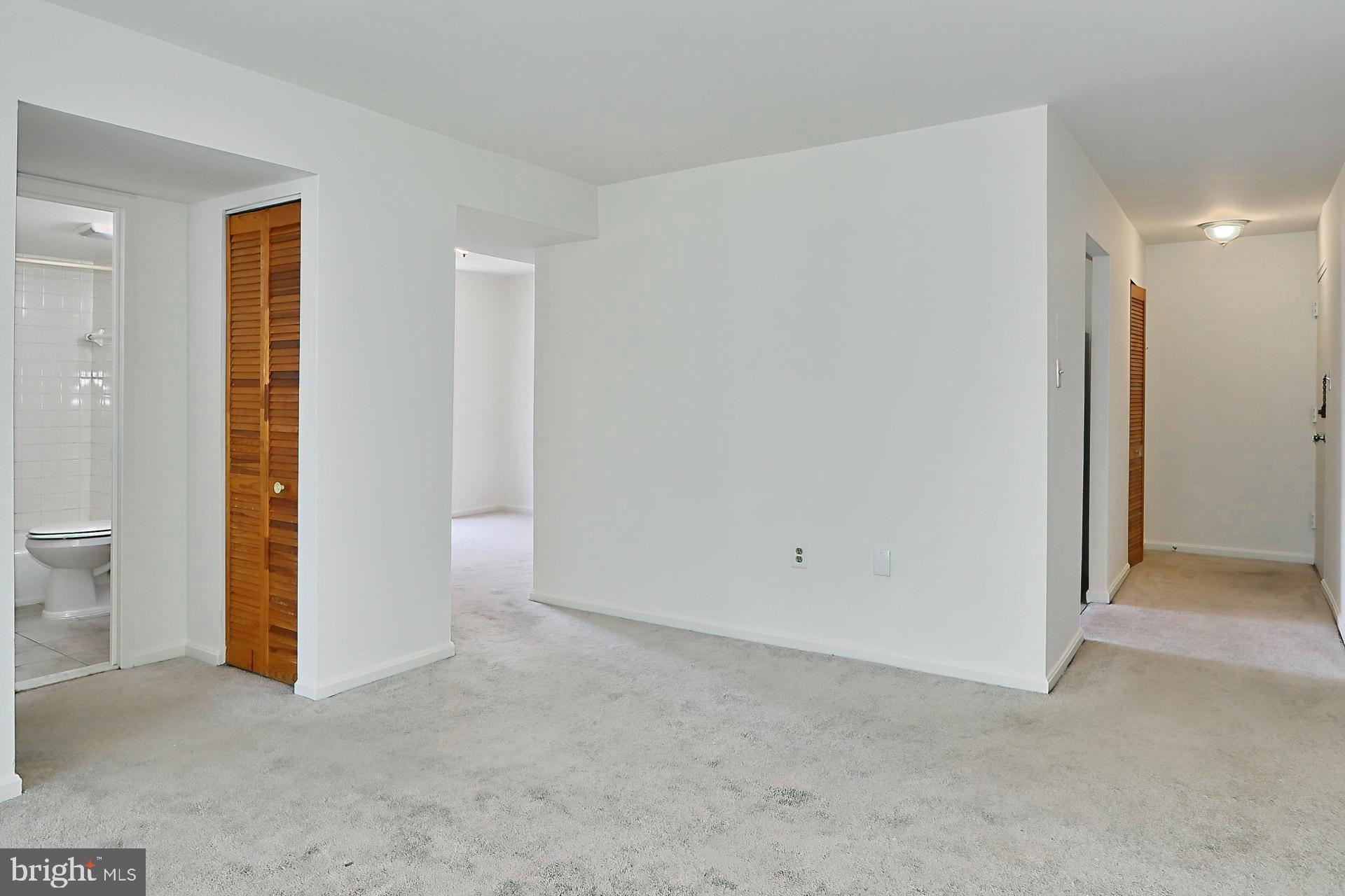 CANTERBURY SQUARE - Residential