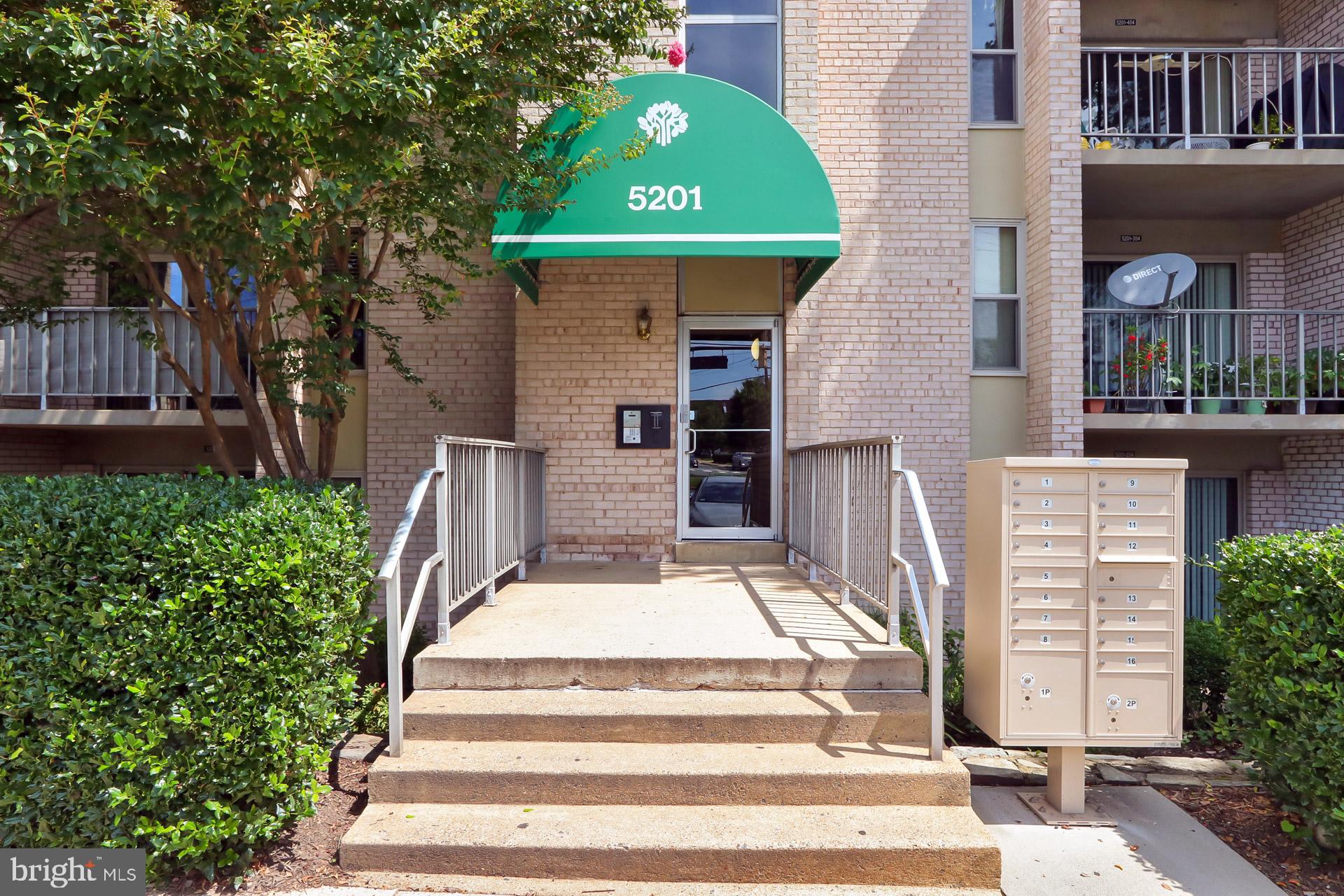 CANTERBURY SQUARE - Residential