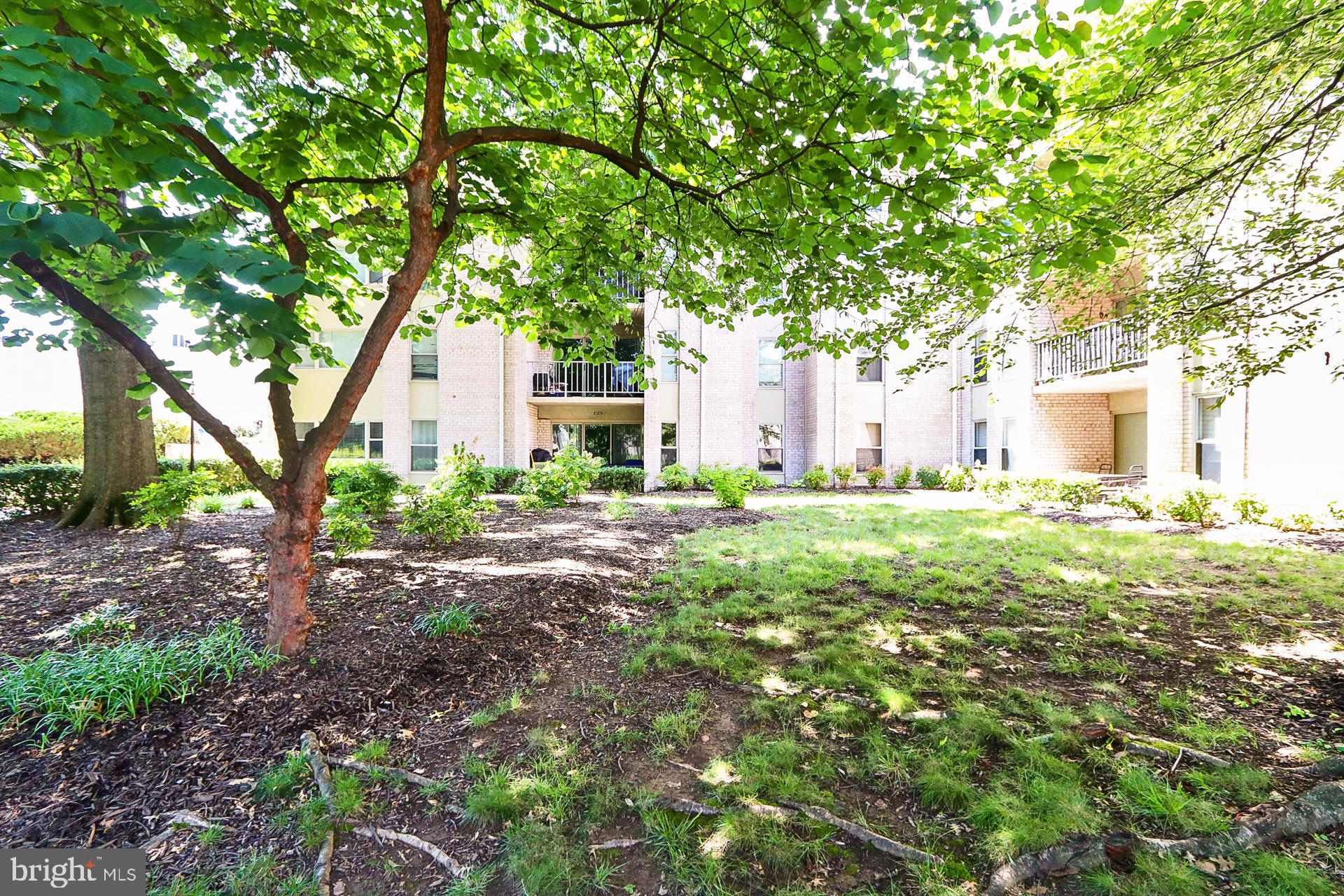 CANTERBURY SQUARE - Residential