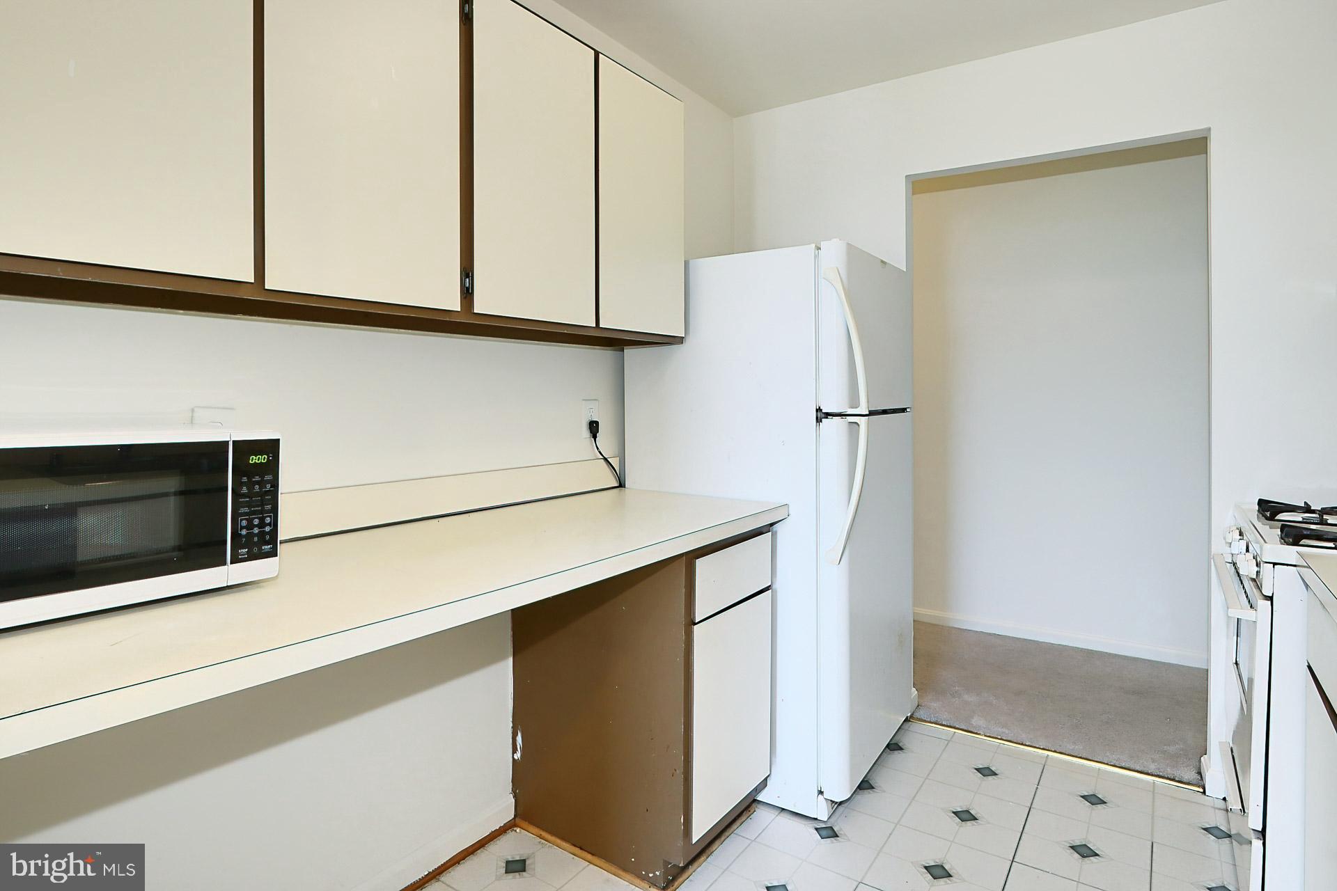 CANTERBURY SQUARE - Residential