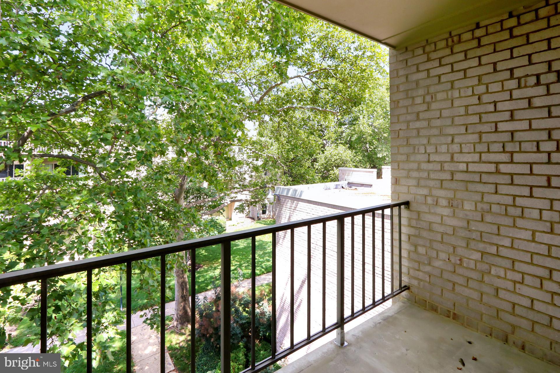 CANTERBURY SQUARE - Residential