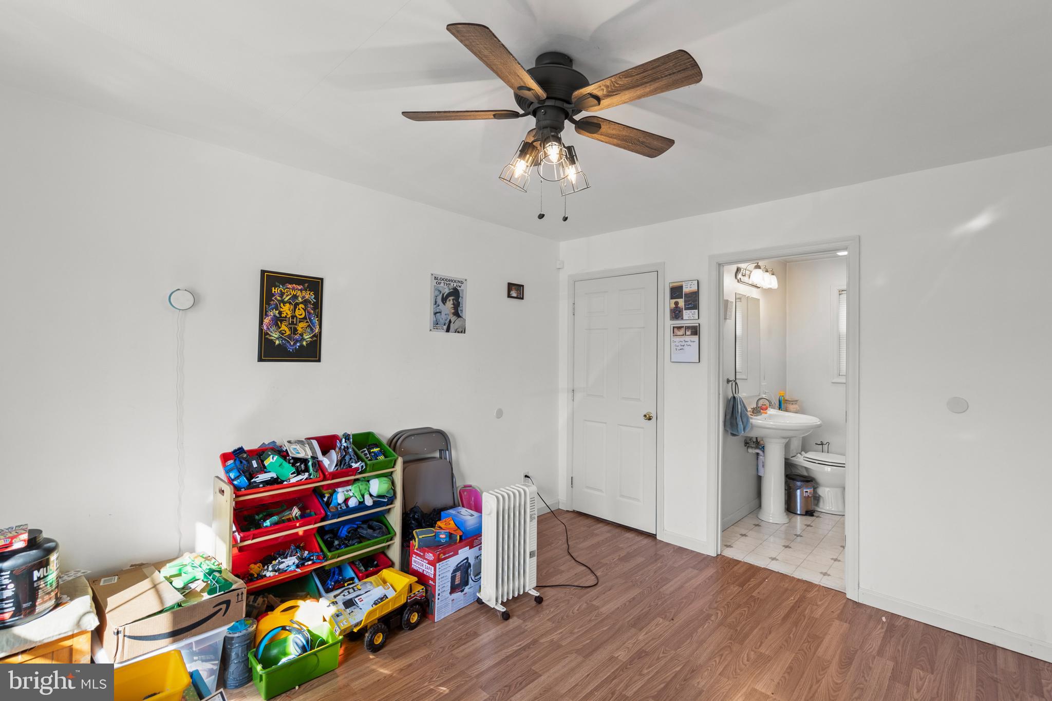 HICKORY RUN - Residential