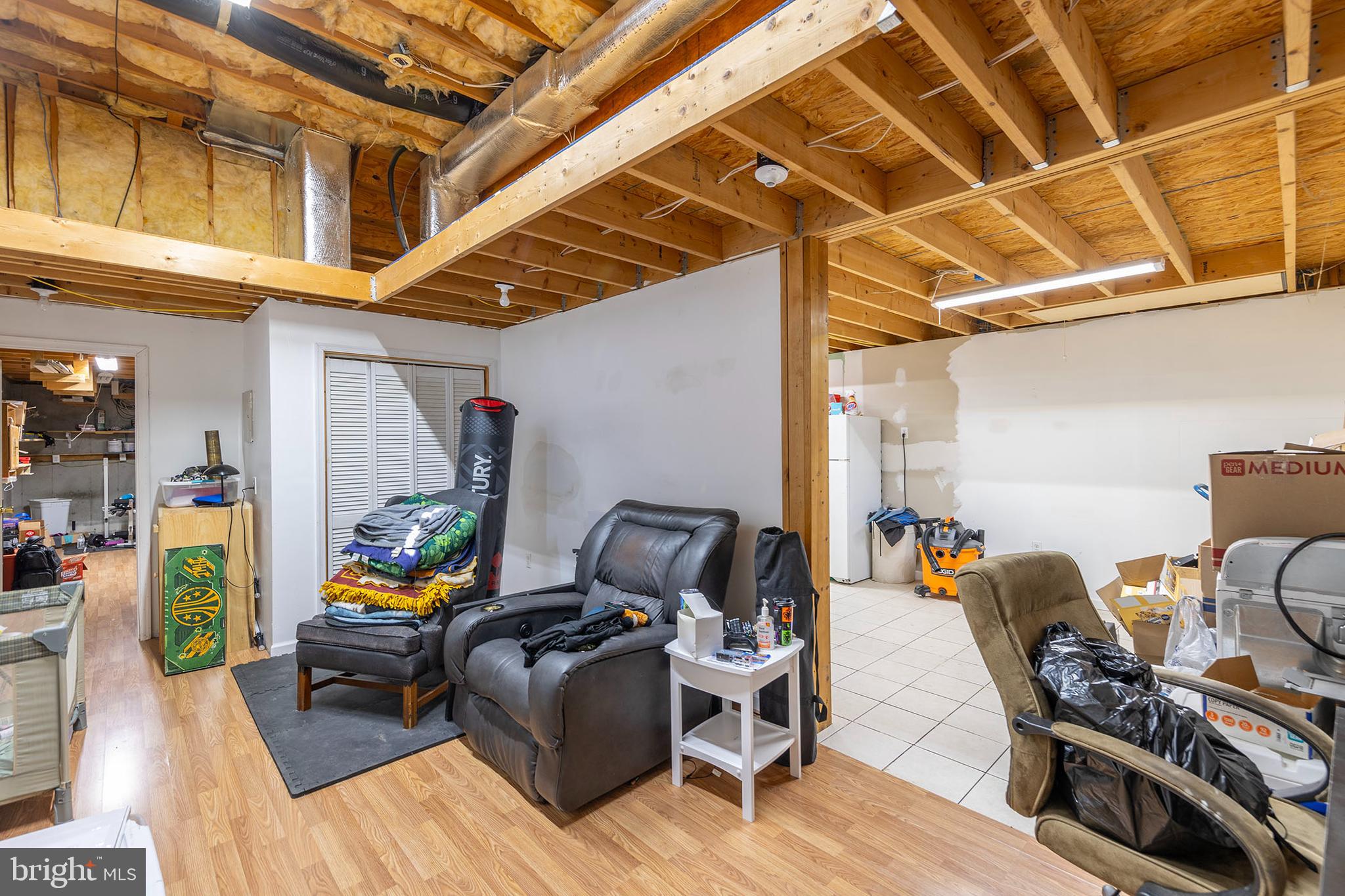 HICKORY RUN - Residential