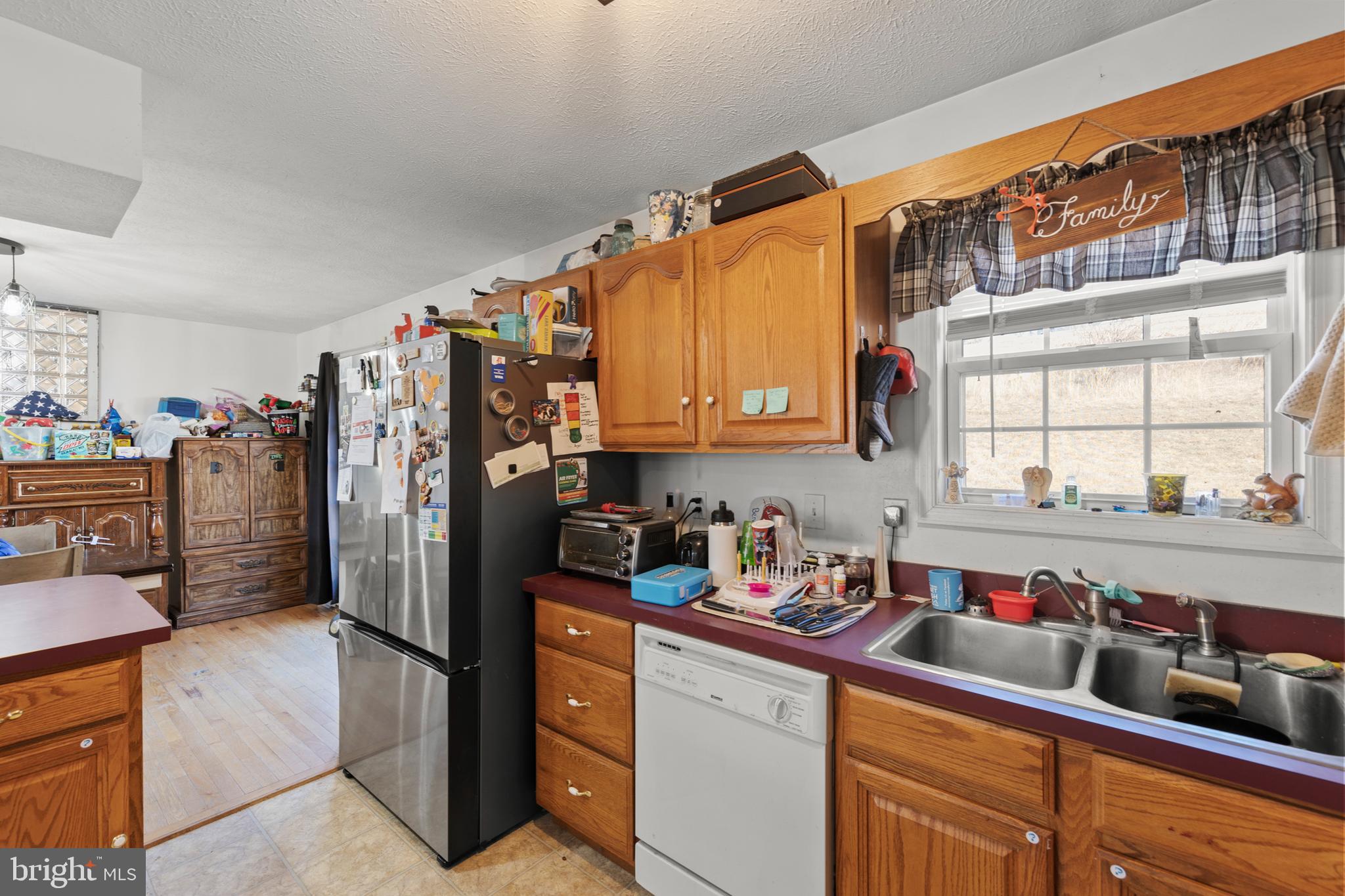 HICKORY RUN - Residential