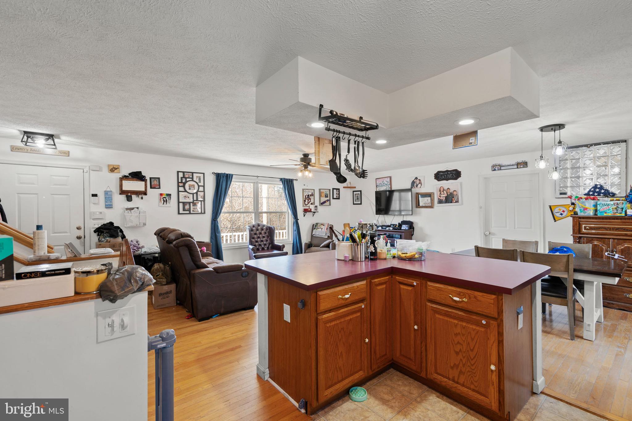 HICKORY RUN - Residential