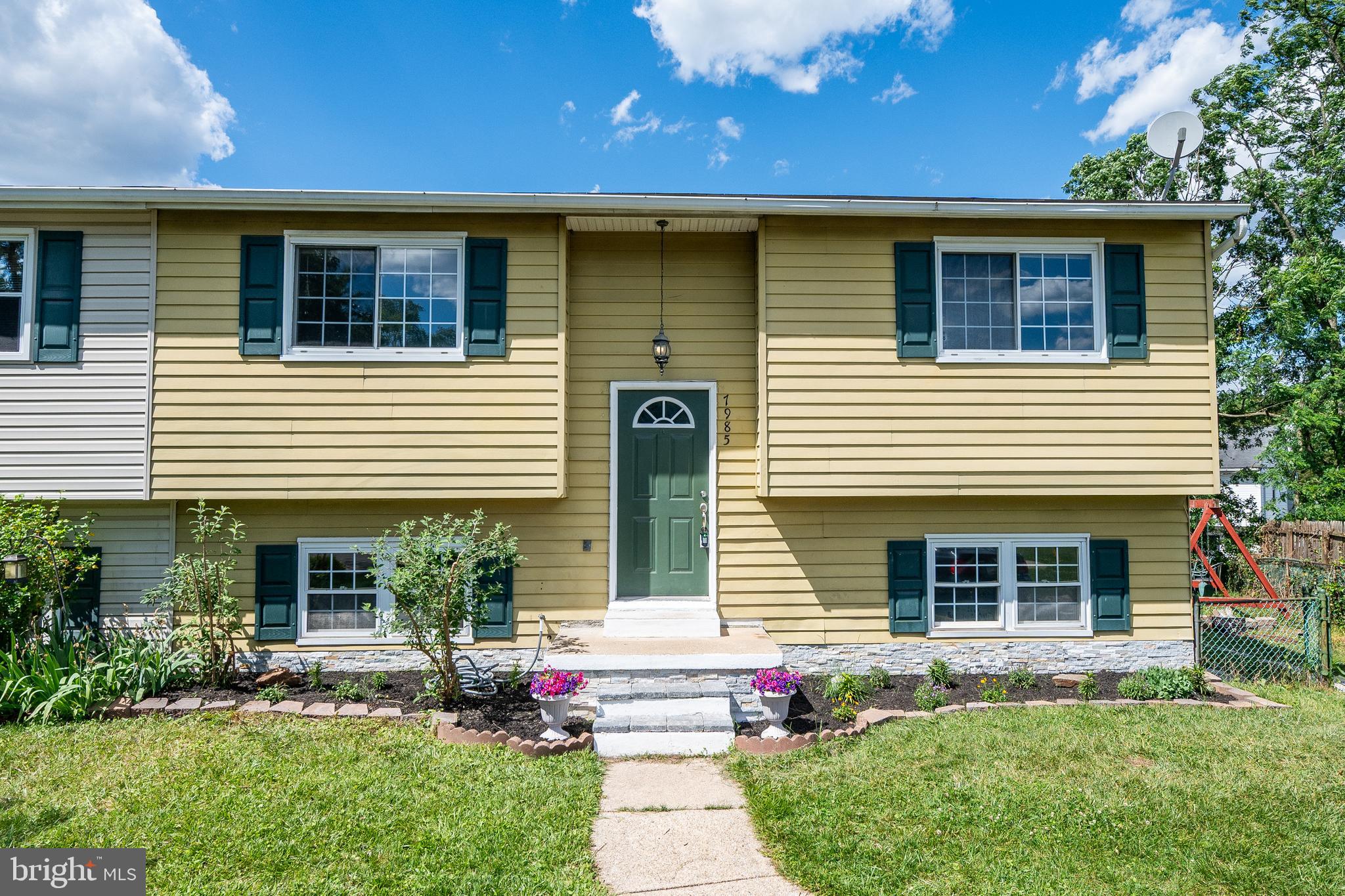 THE HIGHLANDS - Residential