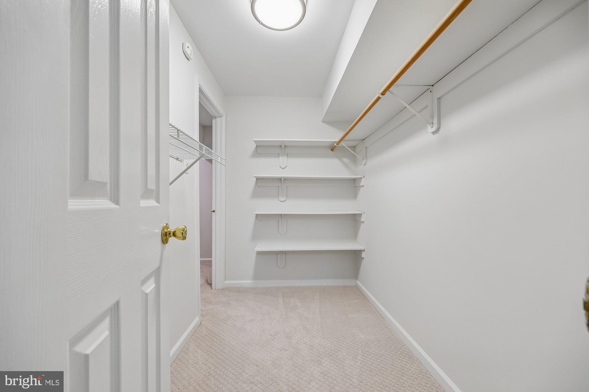 KENSINGTON HEIGHTS - Residential