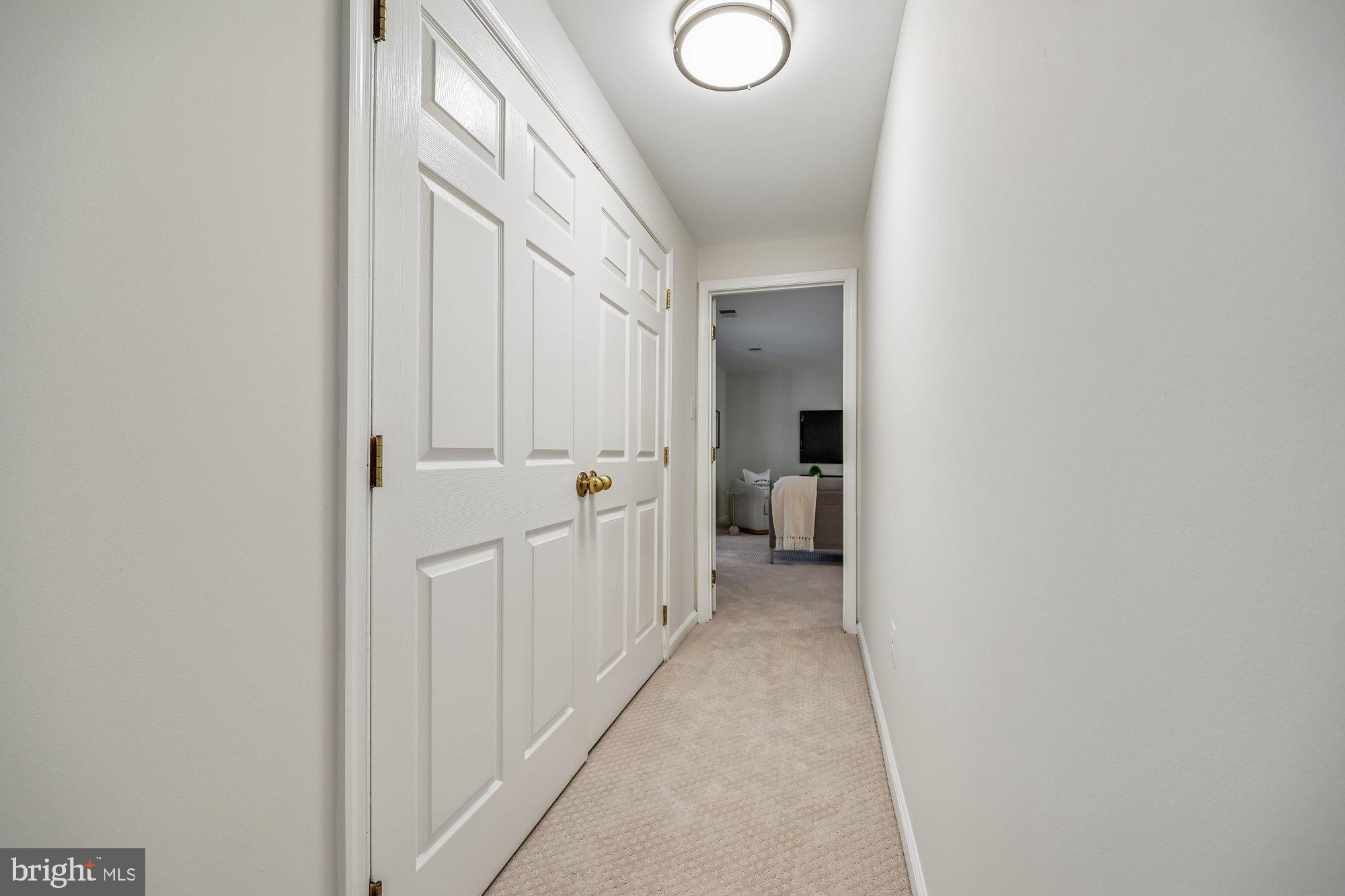 KENSINGTON HEIGHTS - Residential