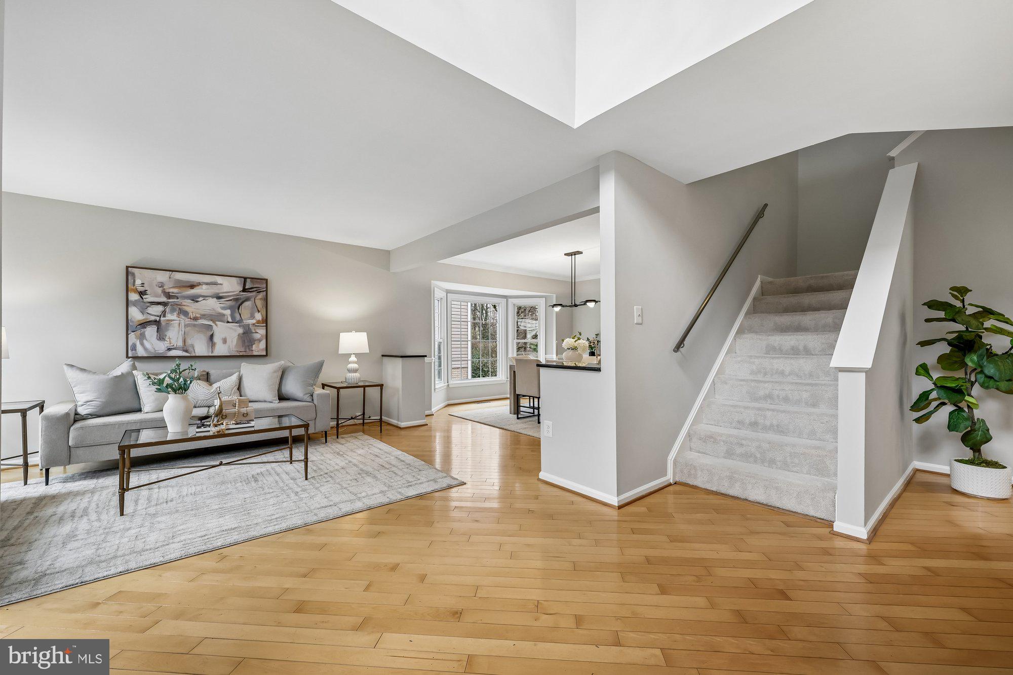 KENSINGTON HEIGHTS - Residential