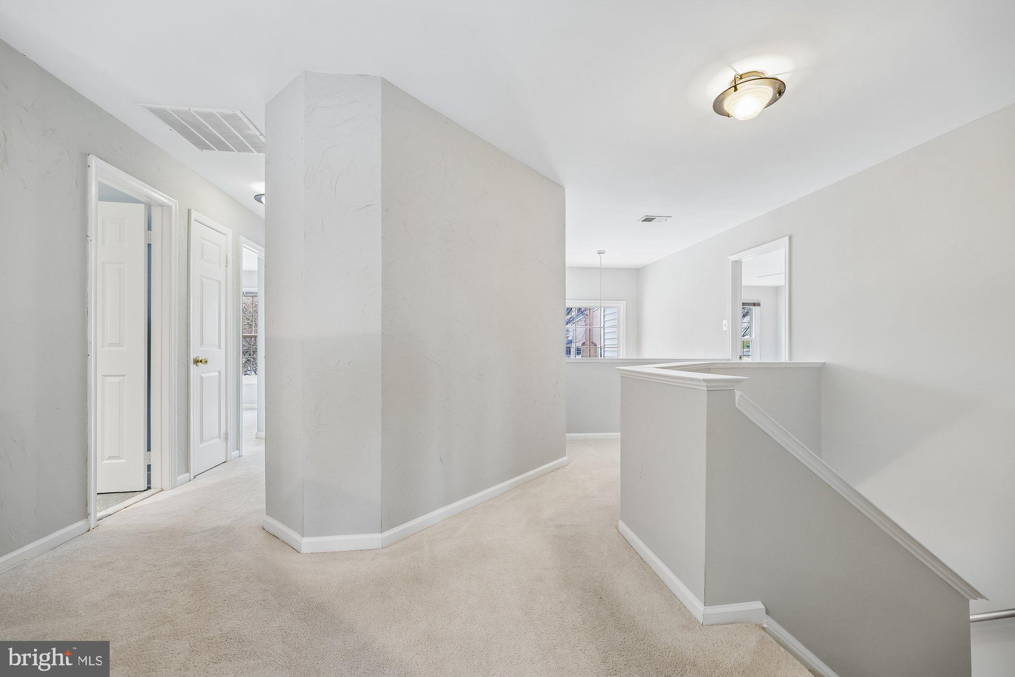 KENSINGTON HEIGHTS - Residential