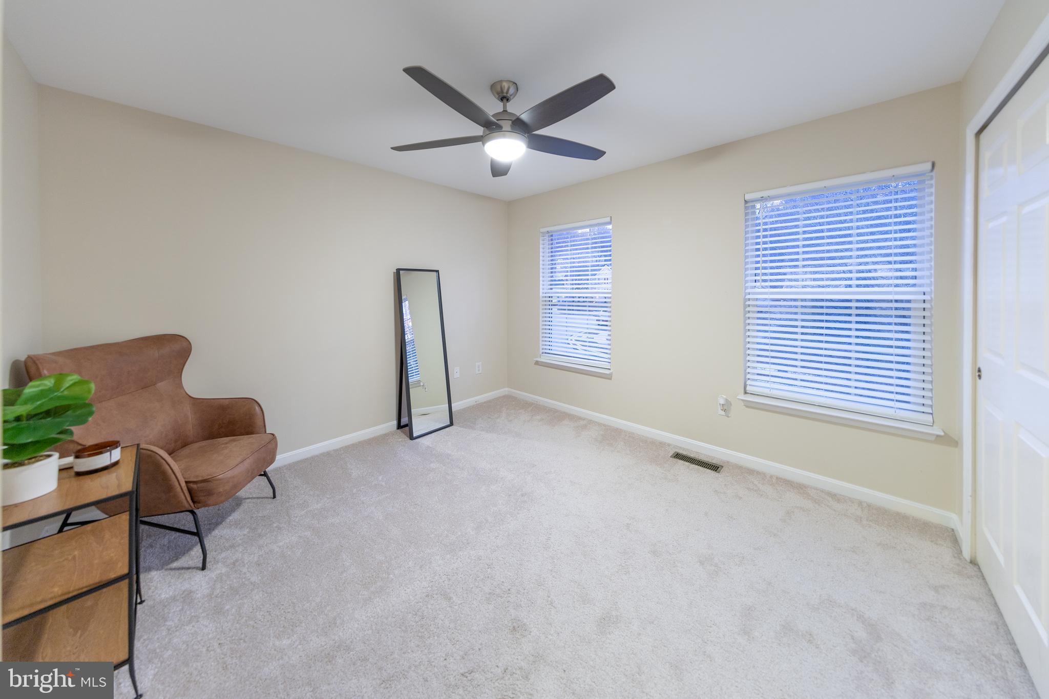 POTOMAC KNOLLS - Residential